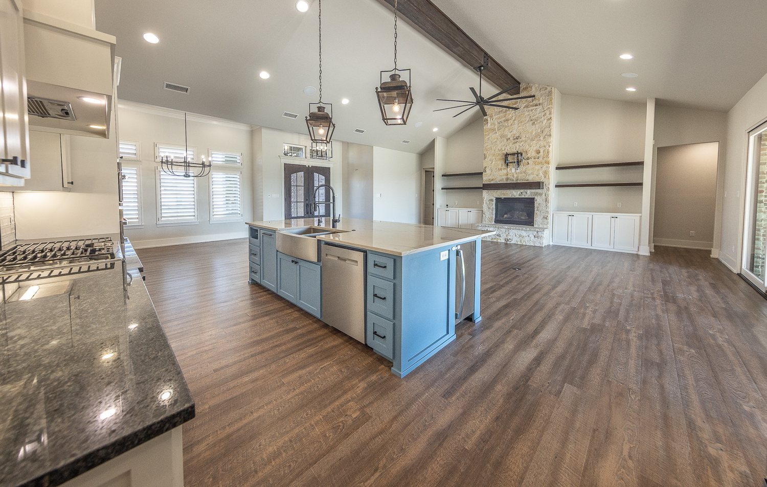 Lubbock, Texas, 79424, United States, 4 Bedrooms Bedrooms, ,5 BathroomsBathrooms,Residential,For Sale,1901517