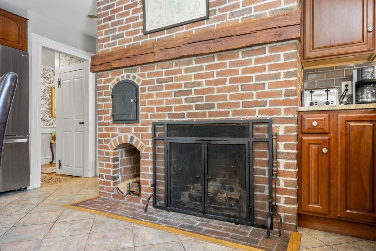 Barrington, New Hampshire, 03825, United States, 4 Bedrooms Bedrooms, ,3 BathroomsBathrooms,Residential,For Sale,1984390