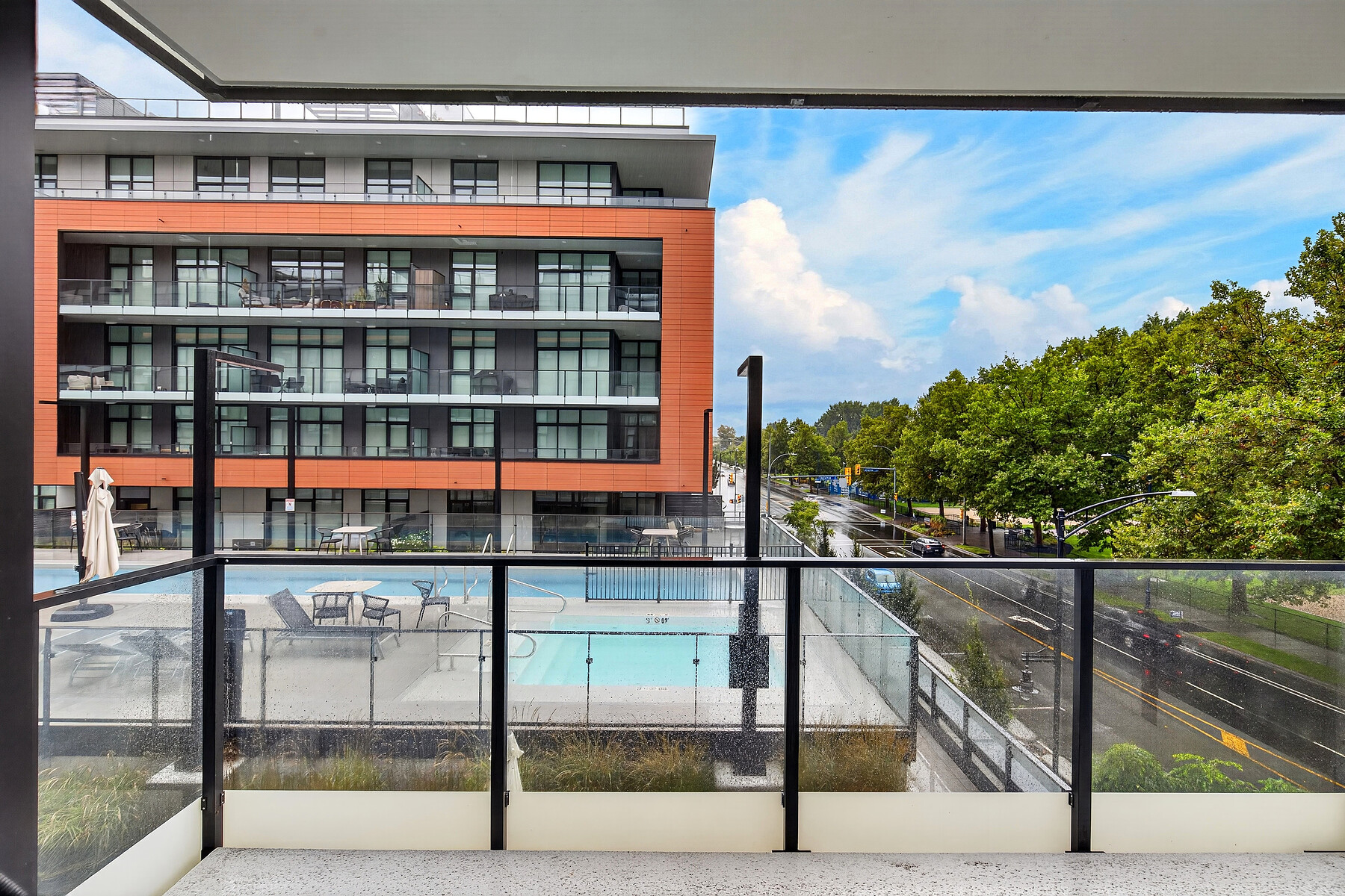  Luxury Lakeside Living - 物件實景