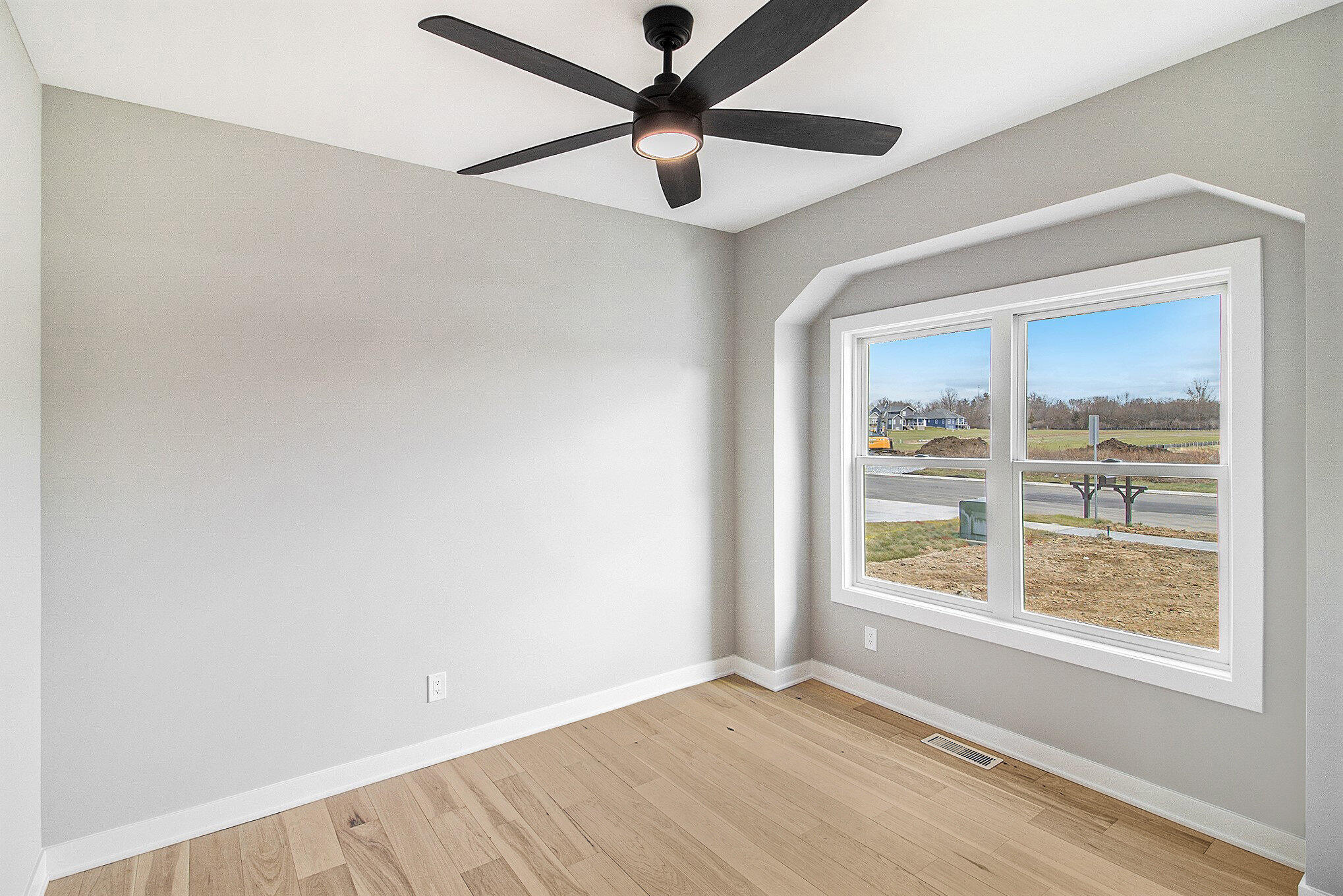 Cedar Lake, Indiana, 46303, United States, 4 Bedrooms Bedrooms, ,3 BathroomsBathrooms,Residential,For Sale,1999304