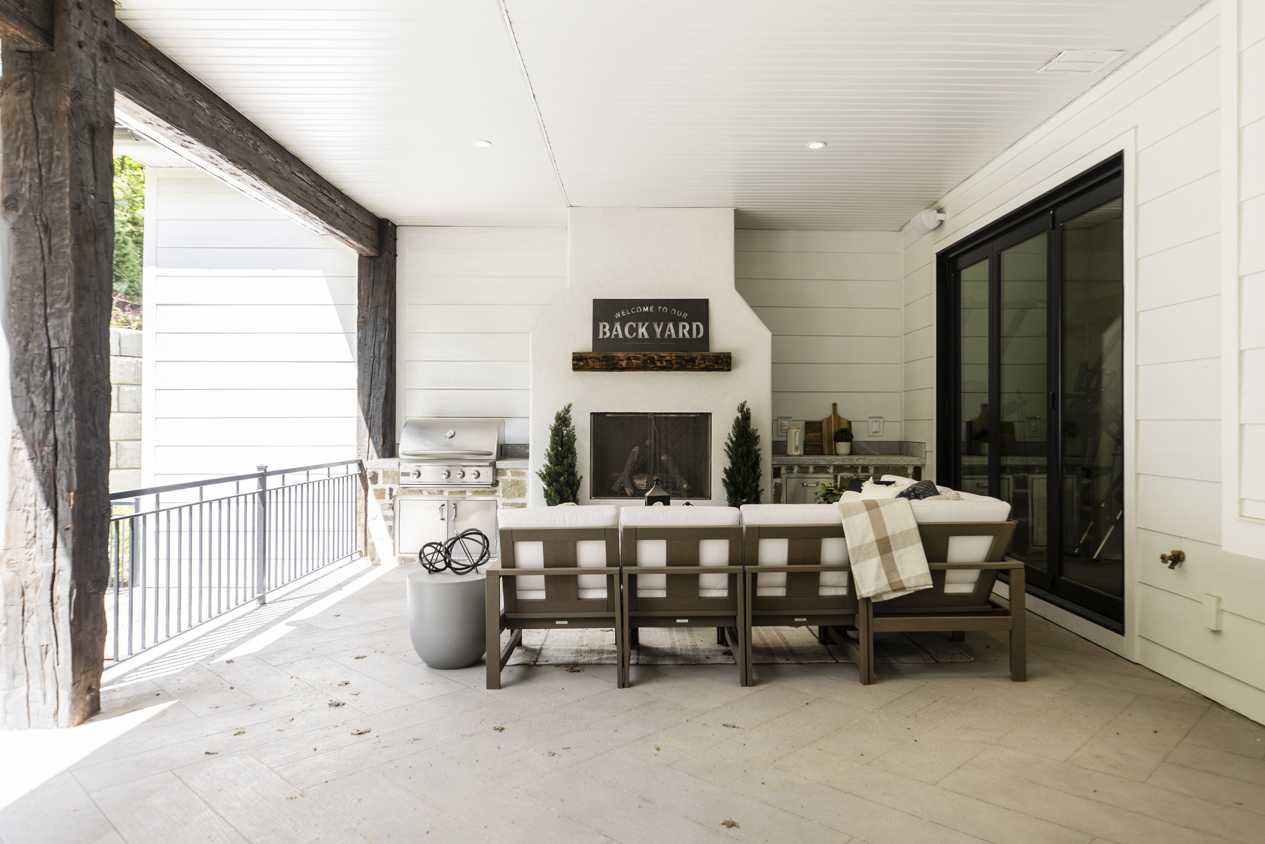  Stunning Woodland Hills Estate - 物件實景