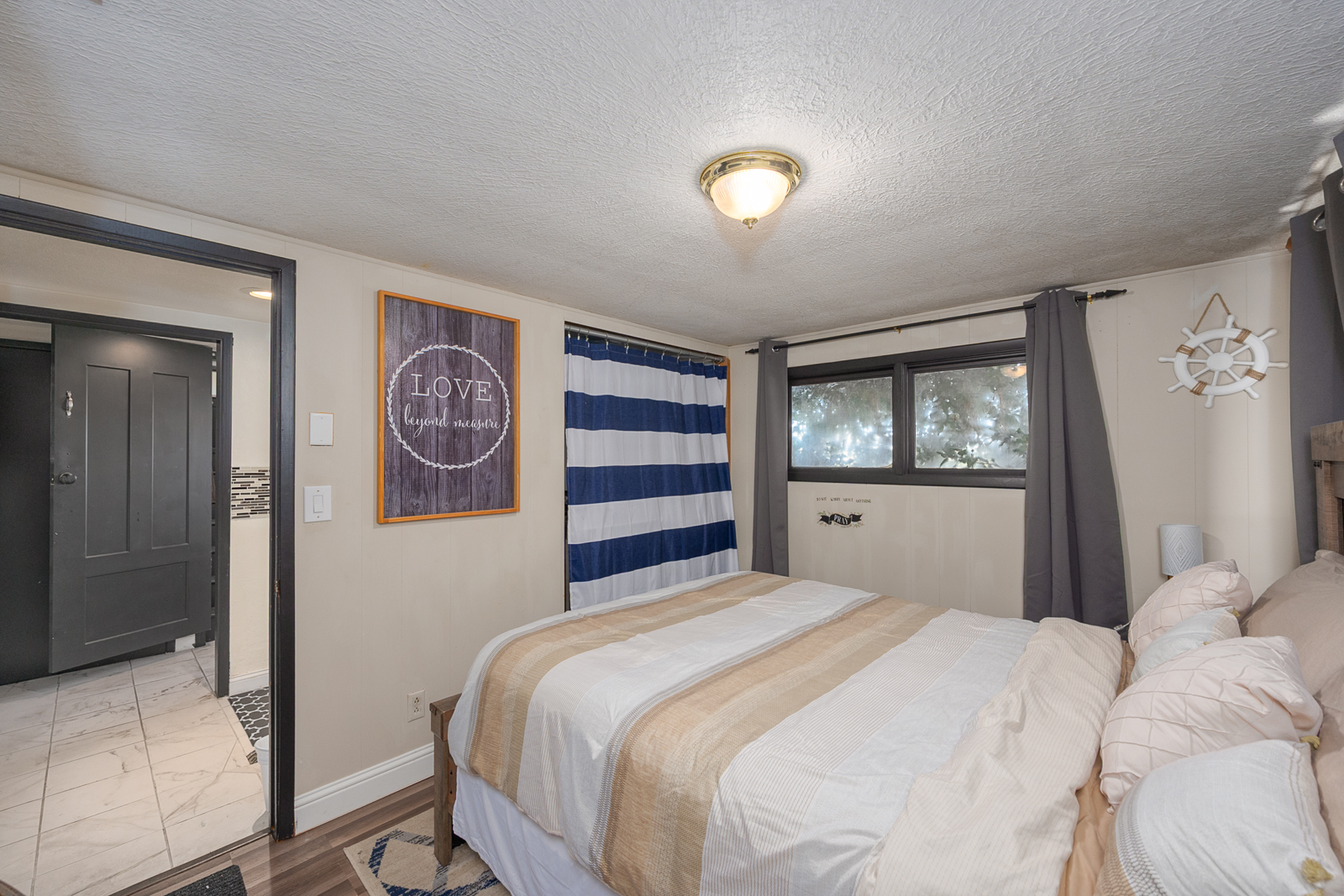 Moses Lake, Washington, 98837, United States, 3 Bedrooms Bedrooms, ,Residential,For Sale,1938109