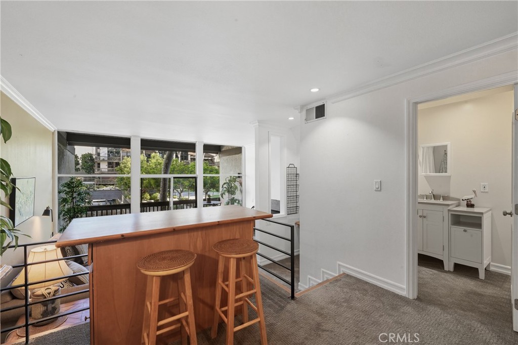 Long Beach, California, 90803, United States, 1 Bedroom Bedrooms, ,1 BathroomBathrooms,Residential,For Sale,1954794