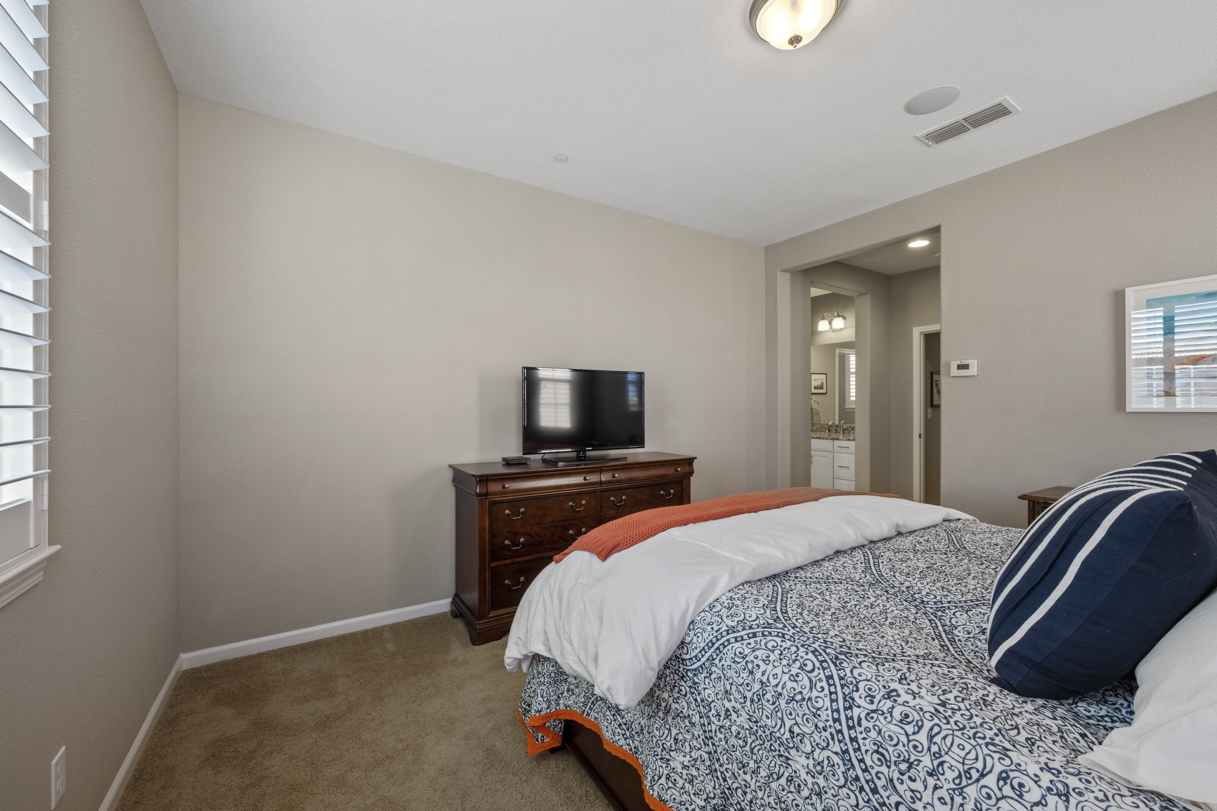  3041 Village Center Drive, Roseville, CA 95747 - 物件實景