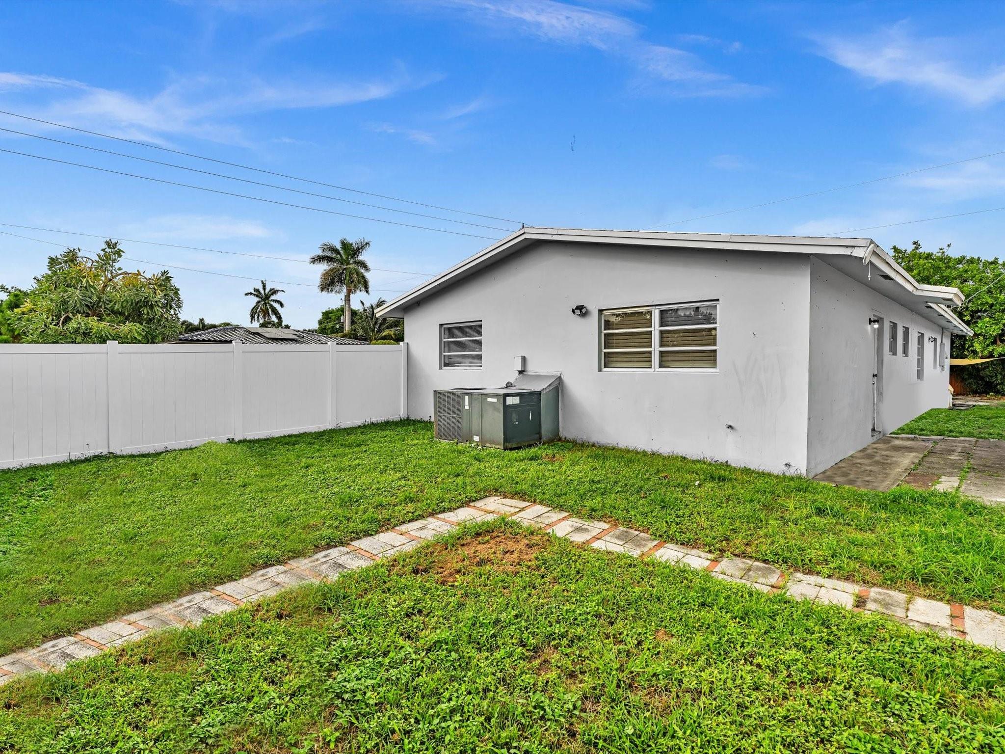 Oakland Park, Florida, 33309, United States, 3 Bedrooms Bedrooms, ,2 BathroomsBathrooms,Residential,For Sale,1984099