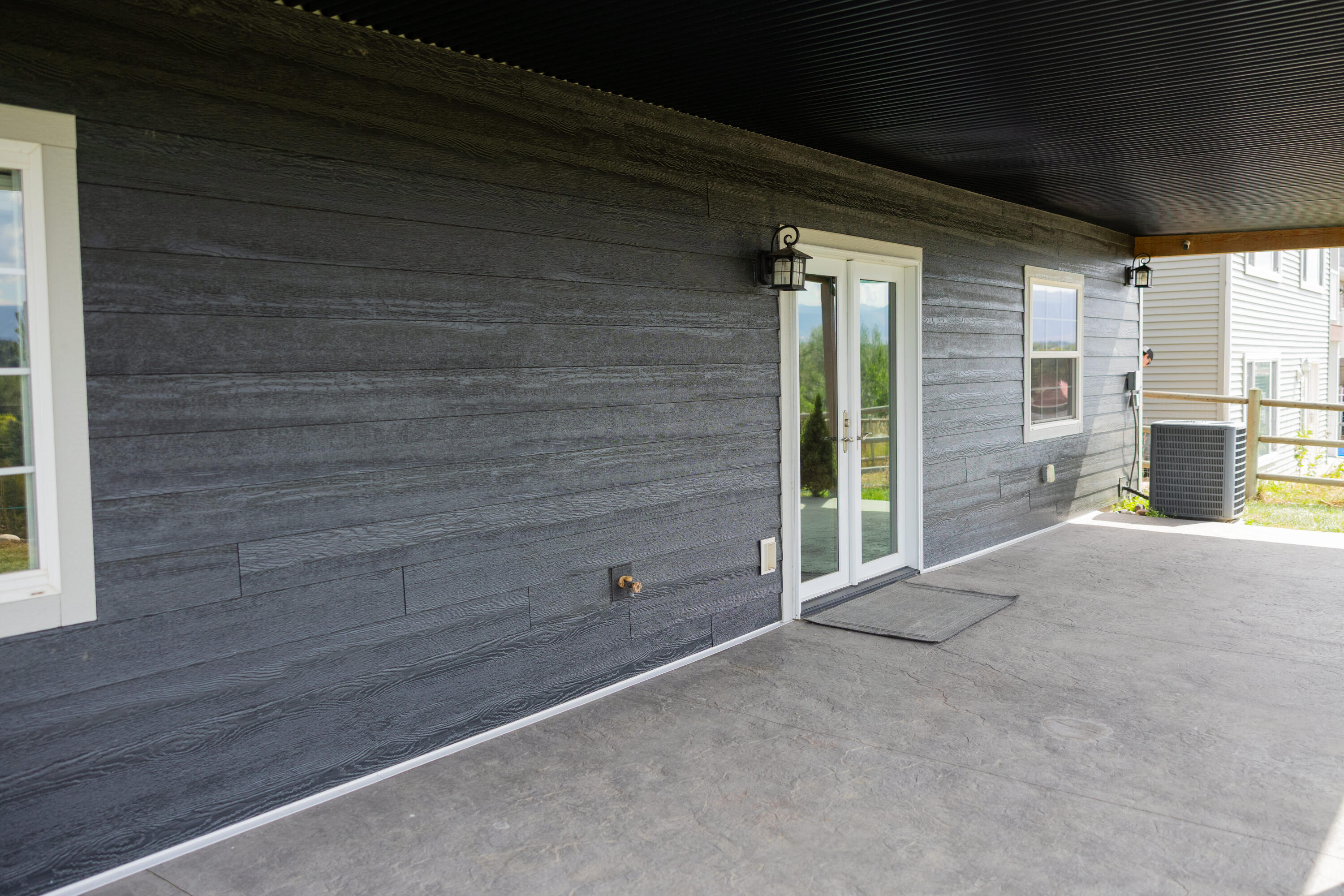 Sheridan, Wyoming, 82801, United States, 3 Bedrooms Bedrooms, ,3 BathroomsBathrooms,Residential,For Sale,1885814