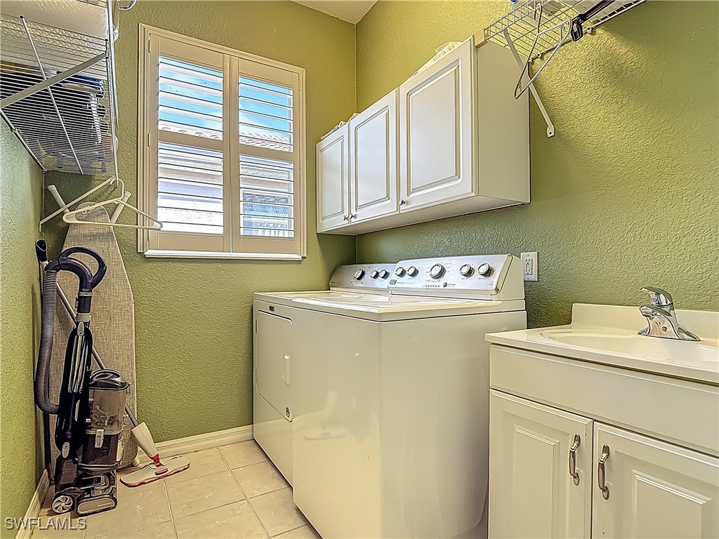 North Fort Myers, Florida, 33917, United States, 3 Bedrooms Bedrooms, ,2 BathroomsBathrooms,Residential,For Sale,1804278