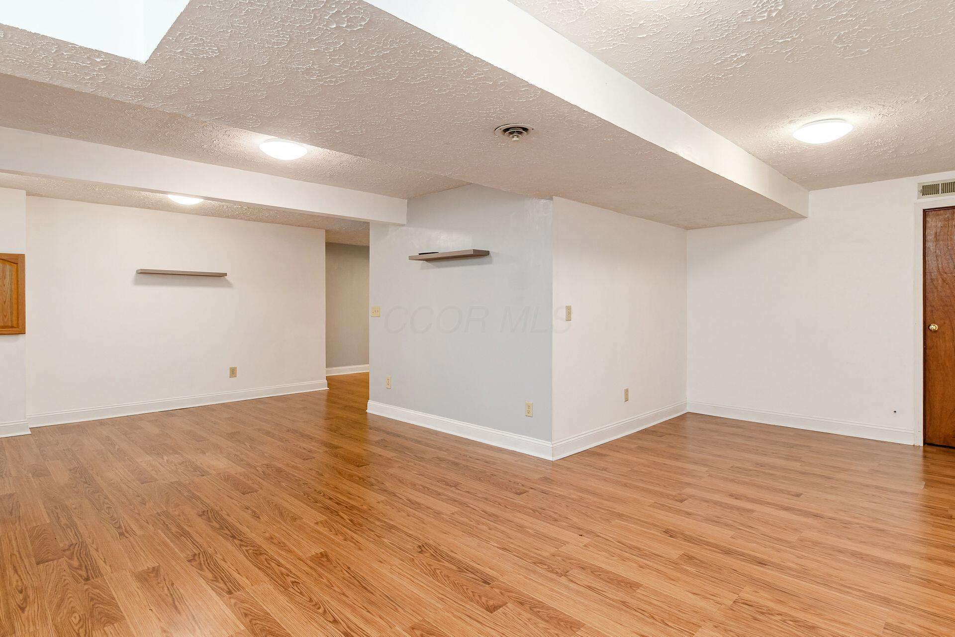 Columbus, Ohio, 43221, United States, 4 Bedrooms Bedrooms, ,4 BathroomsBathrooms,Residential,For Sale,1902021