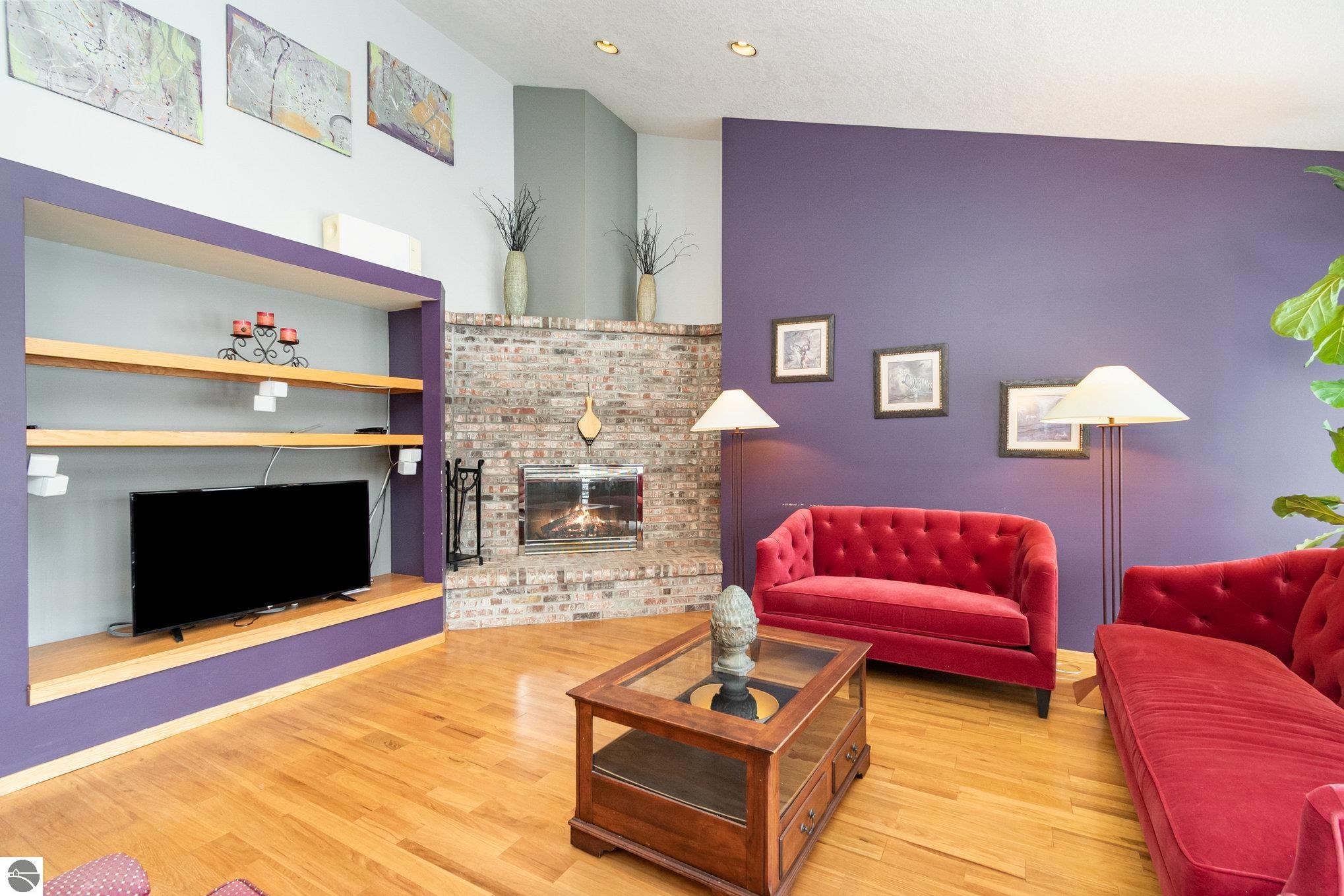 Alma, Michigan, 48801, United States, 5 Bedrooms Bedrooms, ,4 BathroomsBathrooms,Residential,For Sale,2000371