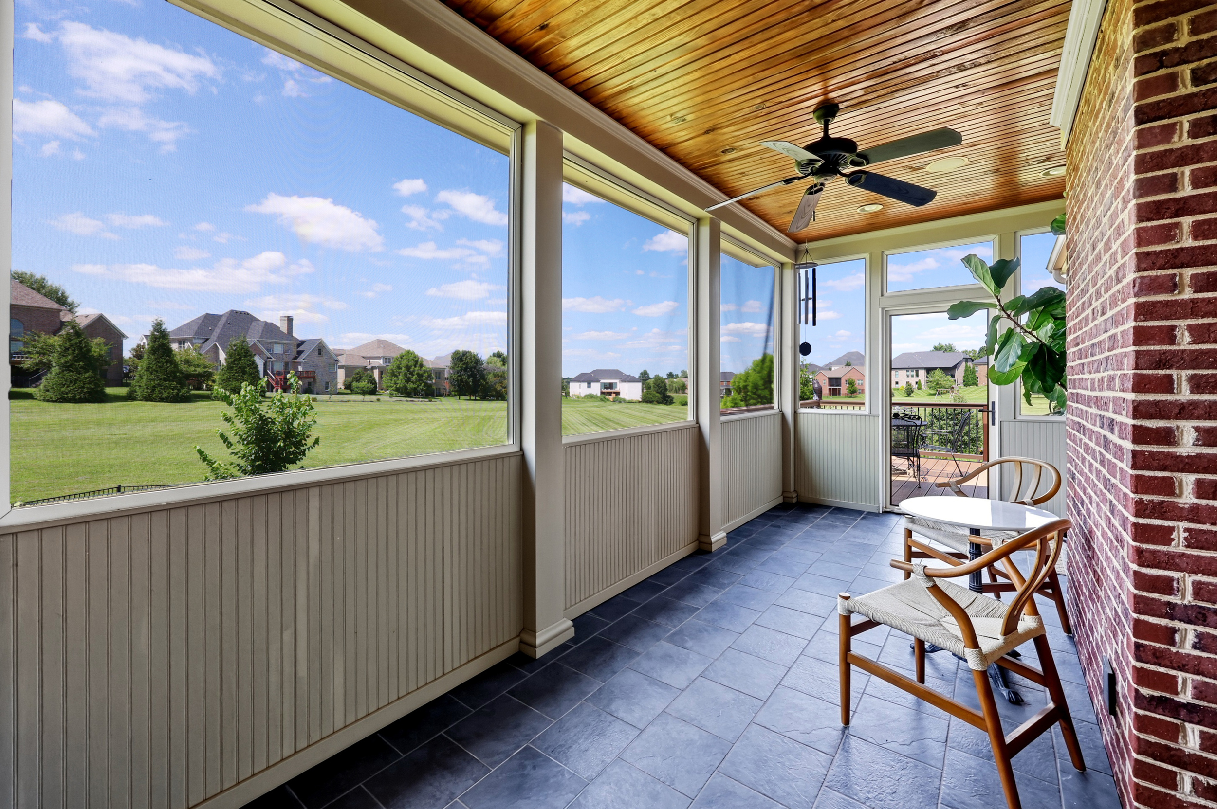  201 Kelburn Court - 物件實景