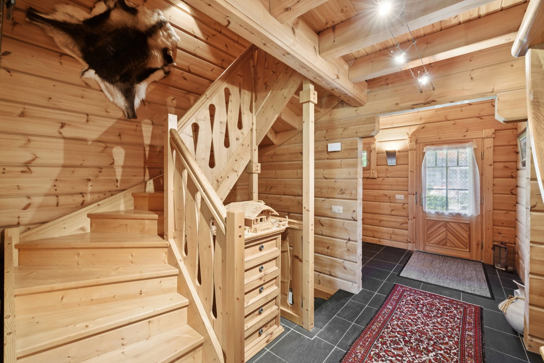  Detached 7.5-room chalet, 250 m2 - 物件實景