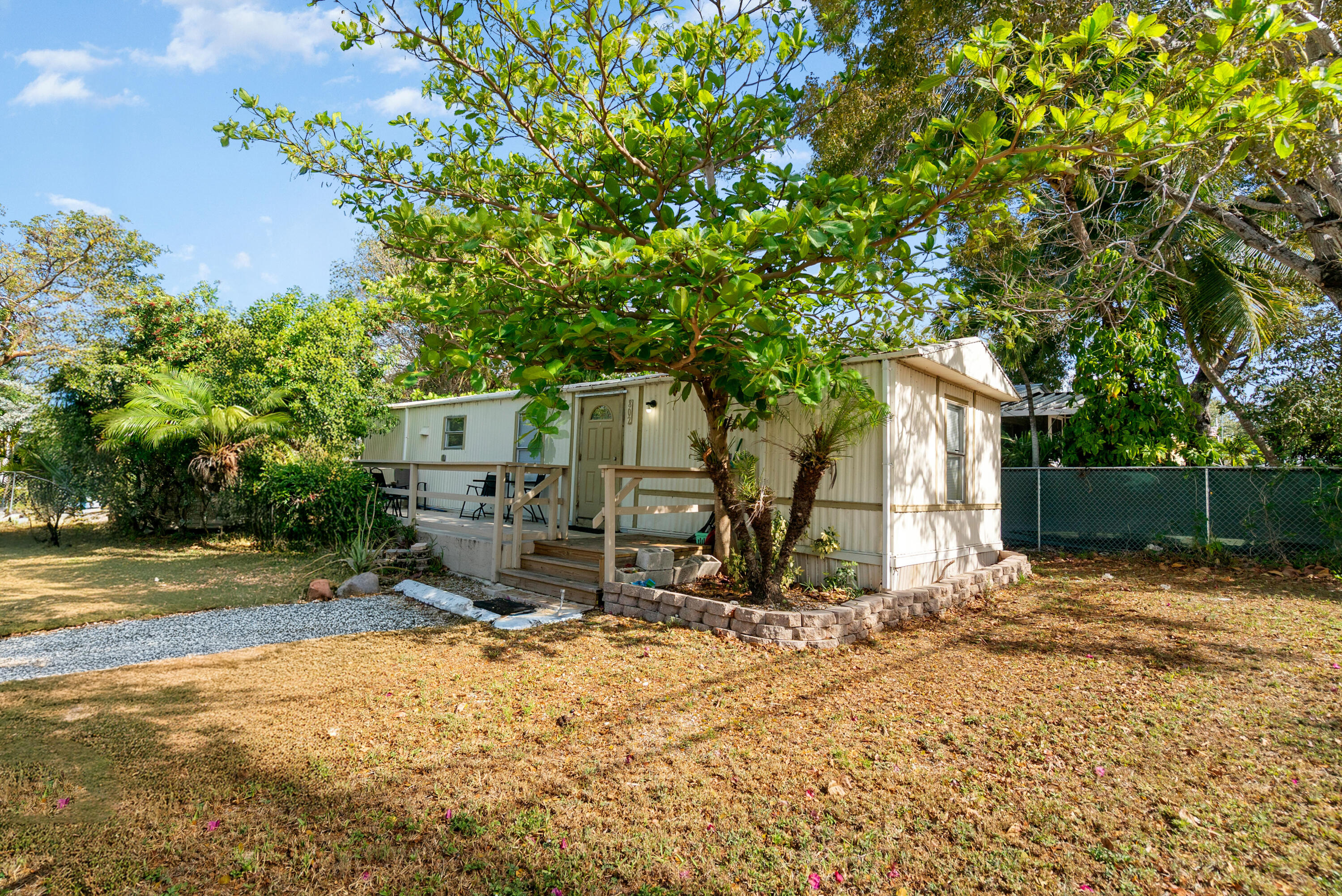 KEY LARGO, Florida, 33037, United States, 2 Bedrooms Bedrooms, ,2 BathroomsBathrooms,Residential,For Sale,1759382