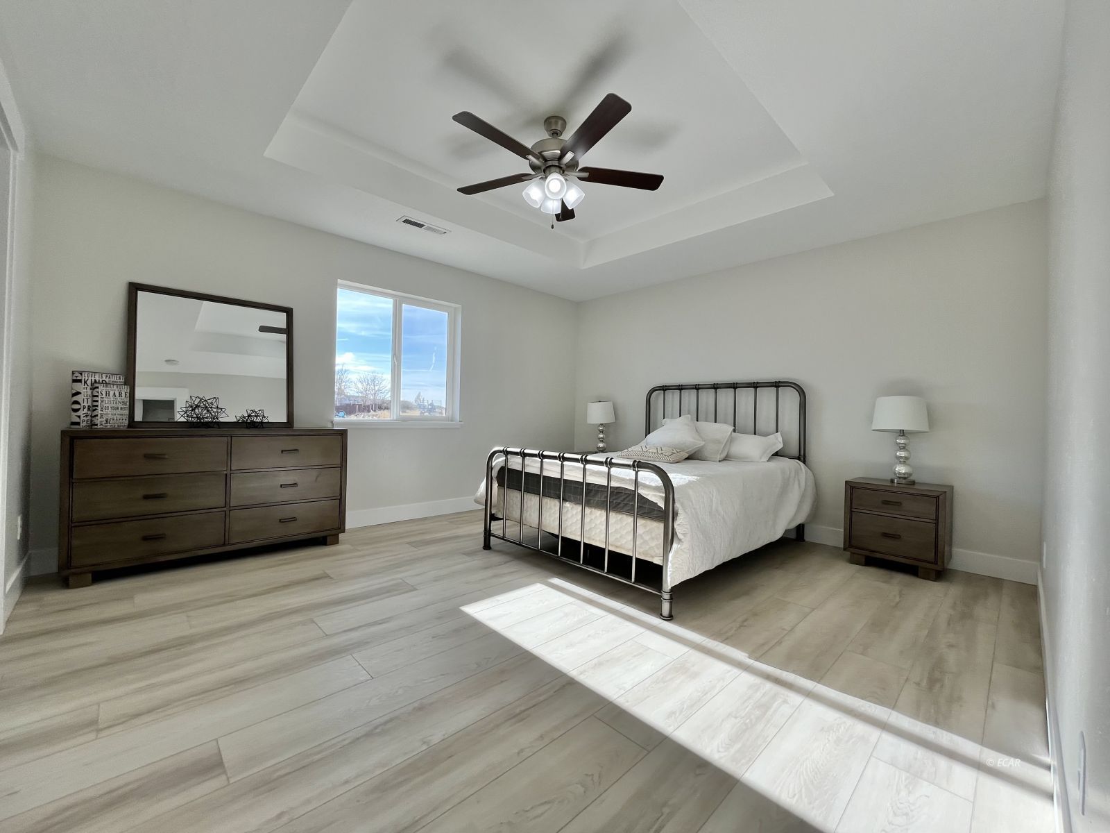 Elko, Nevada, 89801, United States, 4 Bedrooms Bedrooms, ,2 BathroomsBathrooms,Residential,For Sale,1969228