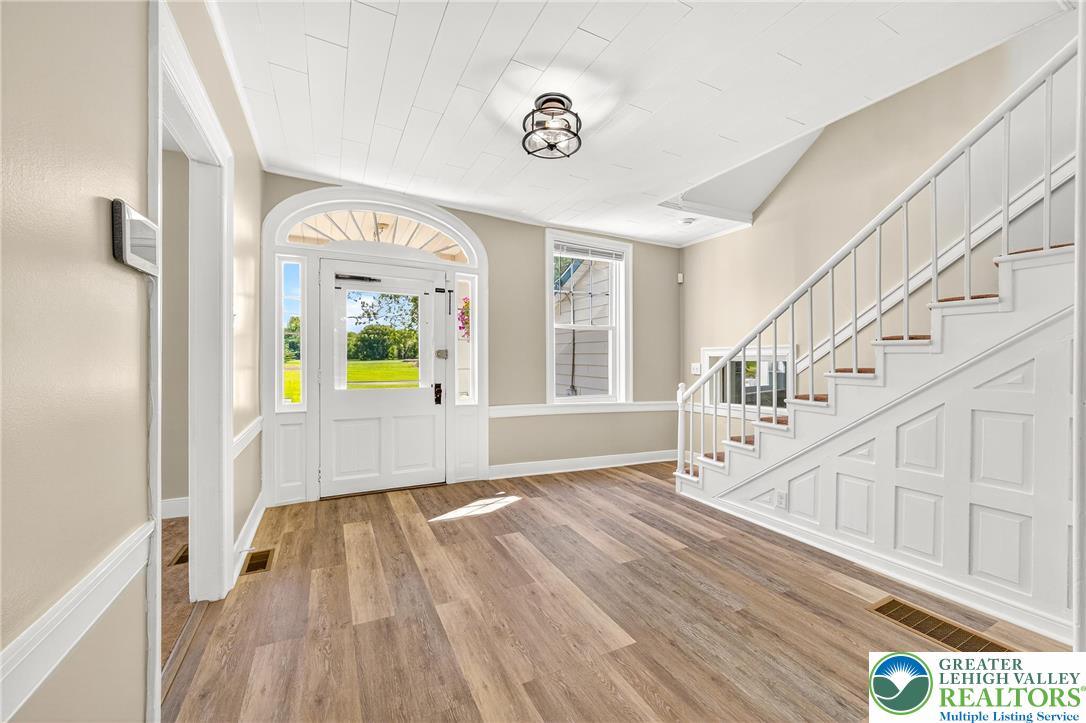 East Allen Twp, Pennsylvania, 18017, United States, 4 Bedrooms Bedrooms, ,2 BathroomsBathrooms,Residential,For Sale,1926367