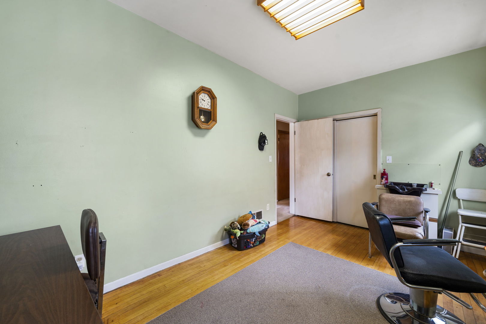 Chicago, Illinois, 60631, United States, 4 Bedrooms Bedrooms, ,4 BathroomsBathrooms,Residential,For Sale,1987082