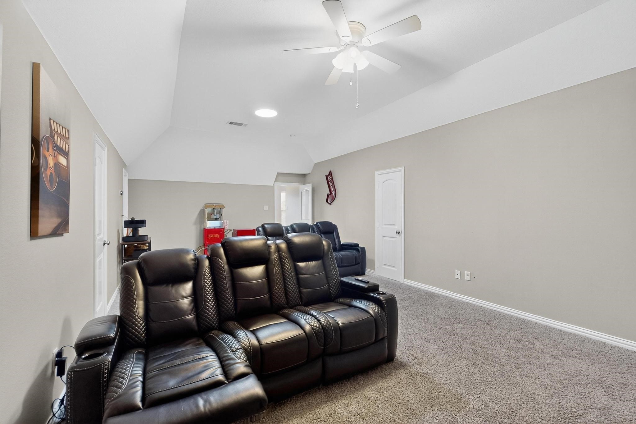 Forney, Texas, 75126, United States, 3 Bedrooms Bedrooms, ,4 BathroomsBathrooms,Residential,For Sale,1897470