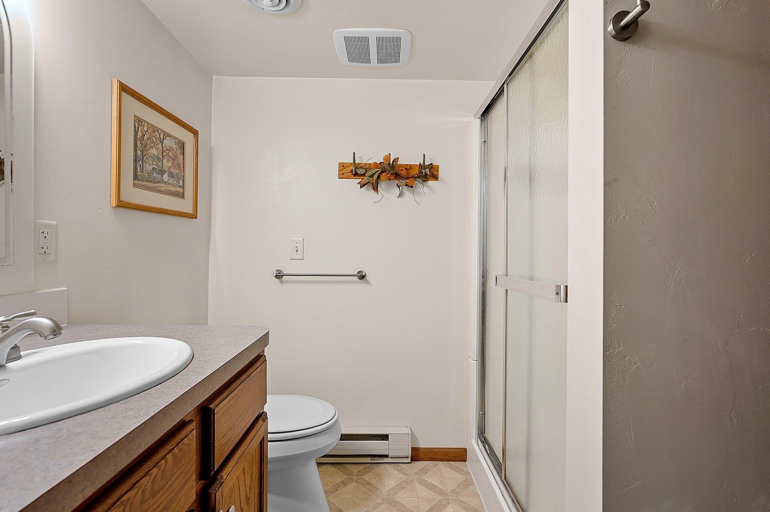 GREEN BAY, Wisconsin, 54313, United States, 4 Bedrooms Bedrooms, ,4 BathroomsBathrooms,Residential,For Sale,2048613
