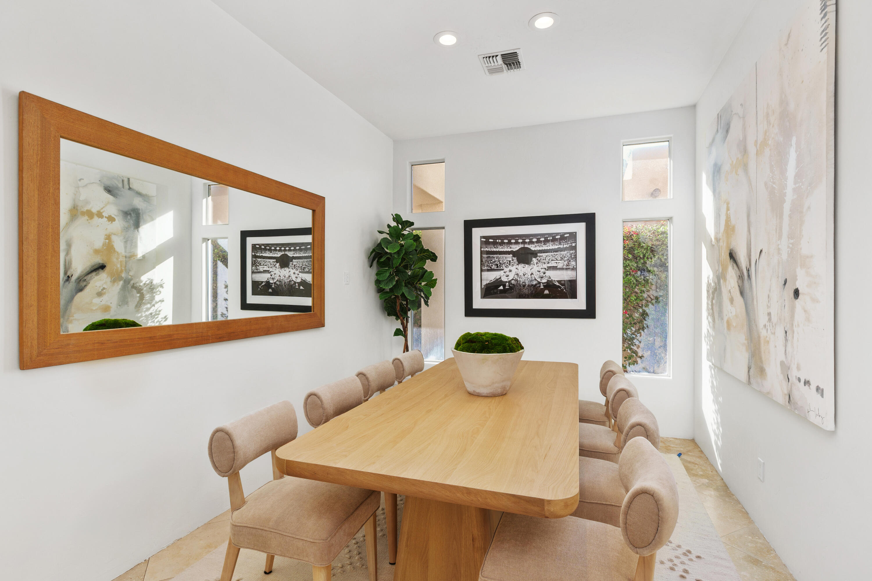 La Quinta, California, 92253, United States, 4 Bedrooms Bedrooms, ,1 BathroomBathrooms,Residential,For Sale,1999091