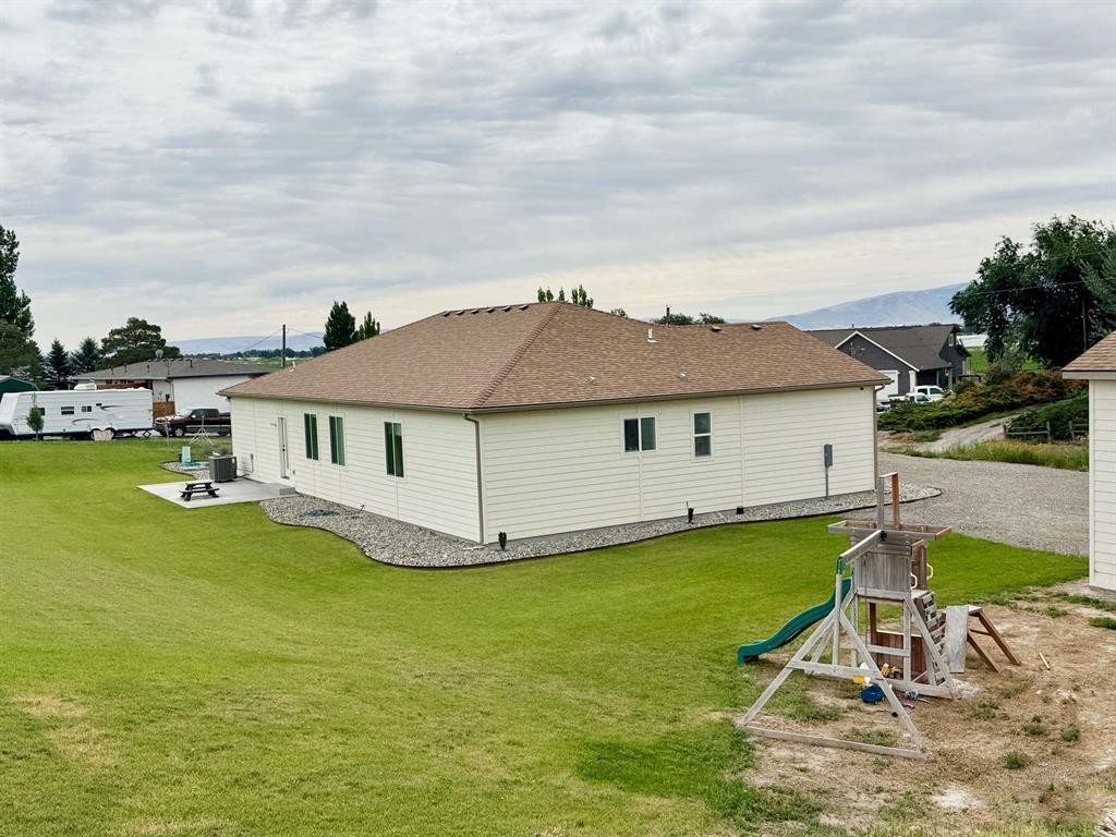Heyburn, Idaho, 83336, United States, 3 Bedrooms Bedrooms, ,2 BathroomsBathrooms,Residential,For Sale,1935696