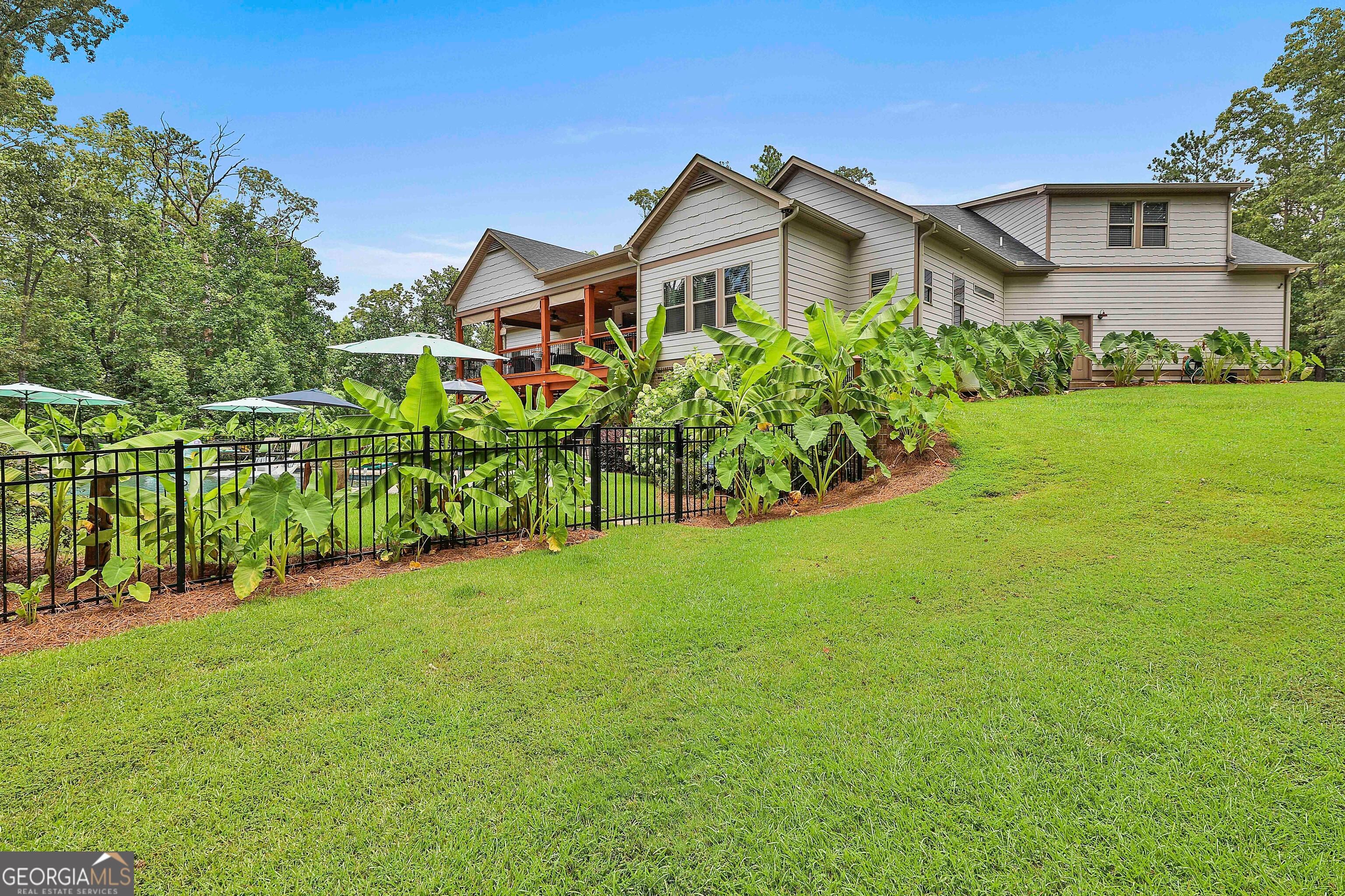 Dallas, Georgia, 30157, United States, 6 Bedrooms Bedrooms, ,6 BathroomsBathrooms,Residential,For Sale,1885039