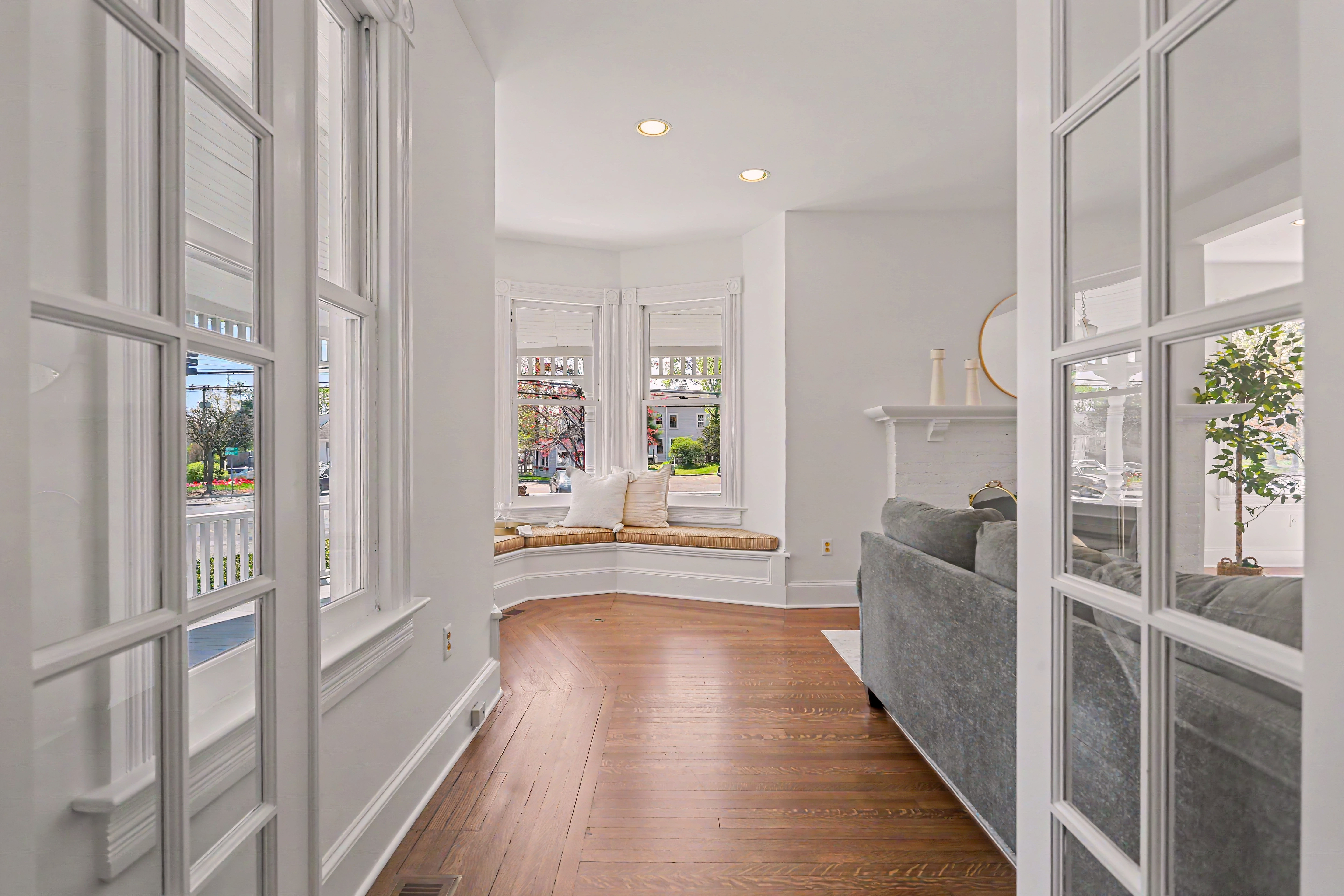  House Situated in the Heart of Thriving Saugatuck Area of Westport - 物件實景