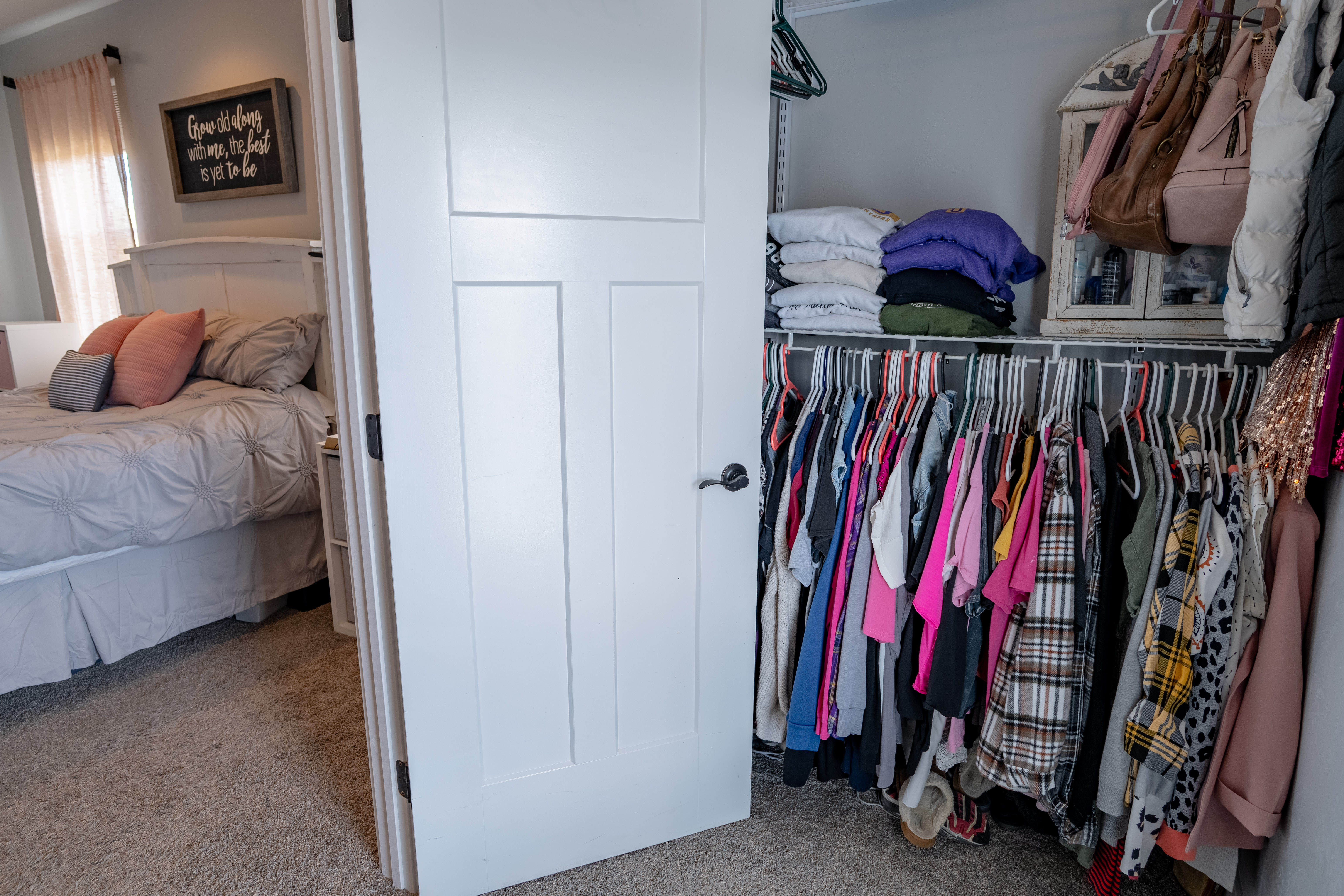 Montana City, Montana, 59634, United States, 8 Bedrooms Bedrooms, ,5 BathroomsBathrooms,Residential,For Sale,1977142