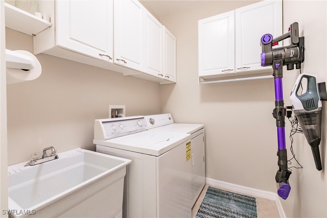 North Fort Myers, Florida, 33917, United States, 3 Bedrooms Bedrooms, ,2 BathroomsBathrooms,Residential,For Sale,1861082