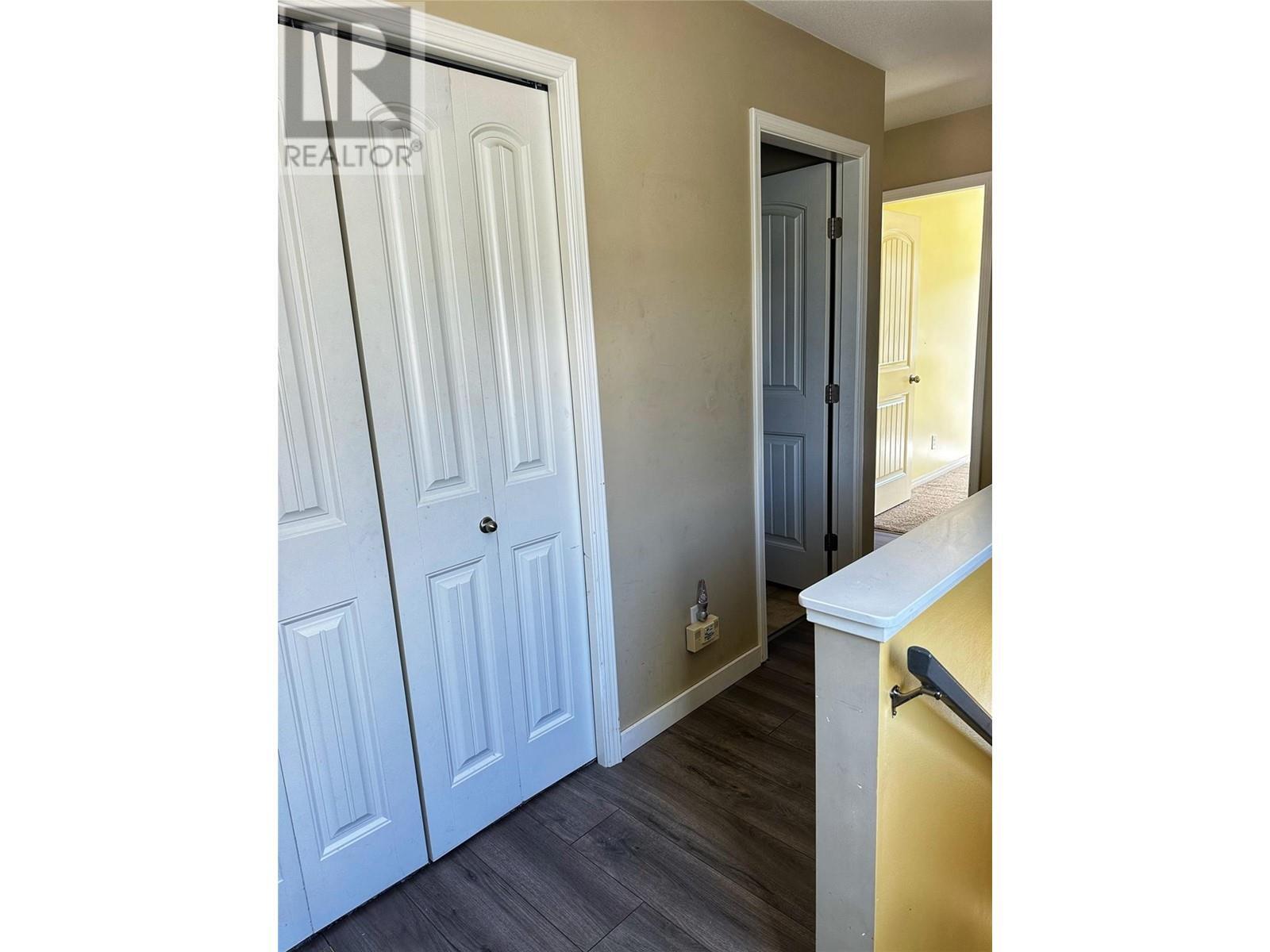 VERNON, British Columbia, V1H 1Z5, CA, 3 Bedrooms Bedrooms, ,2 BathroomsBathrooms,Residential,For Sale,1913509