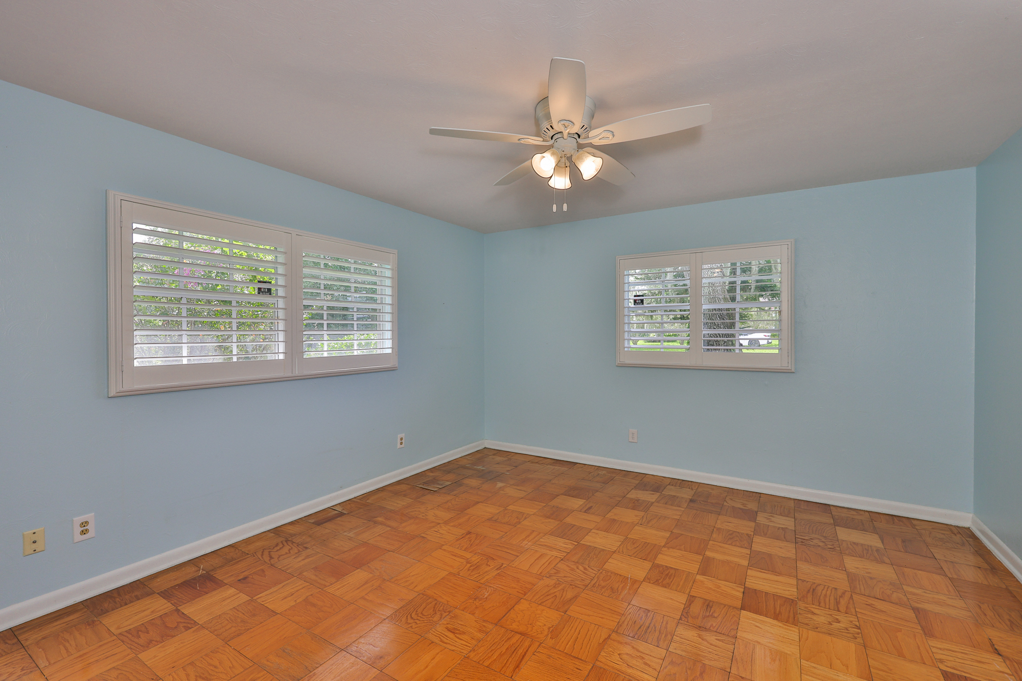 Dover, Florida, 33527, United States, 3 Bedrooms Bedrooms, ,2 BathroomsBathrooms,Residential,For Sale,1983531