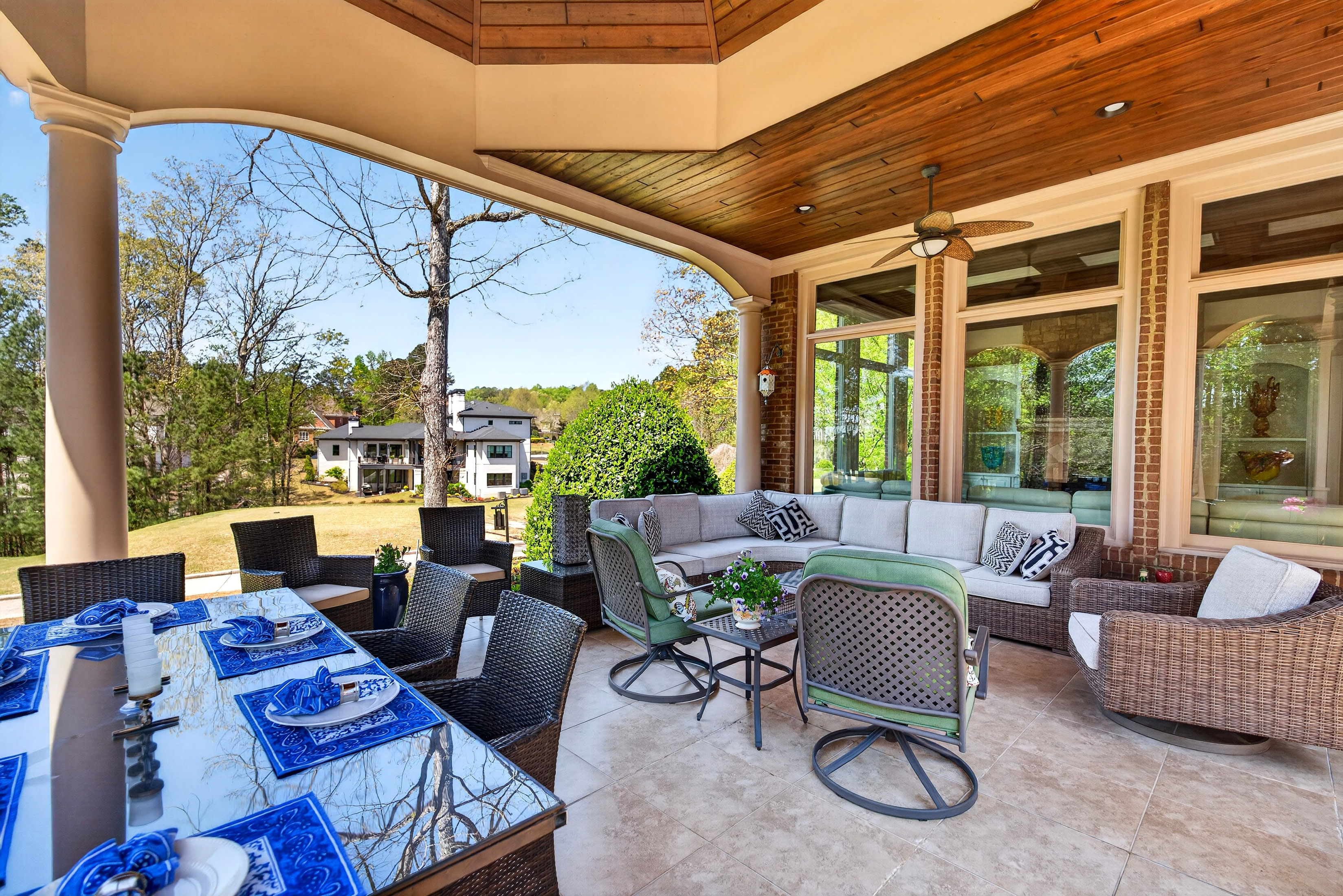  Luxury French Estate with Sweeping Golf Course Views - 物件實景