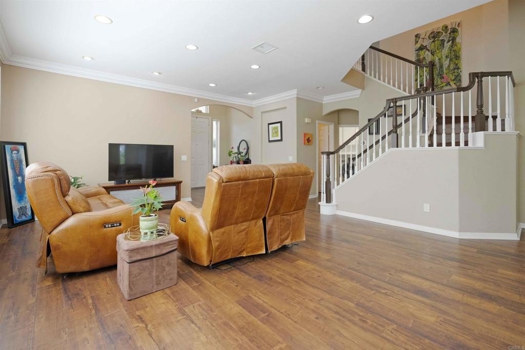 Temecula, California, 92592, United States, 5 Bedrooms Bedrooms, ,3 BathroomsBathrooms,Residential,For Sale,1987577