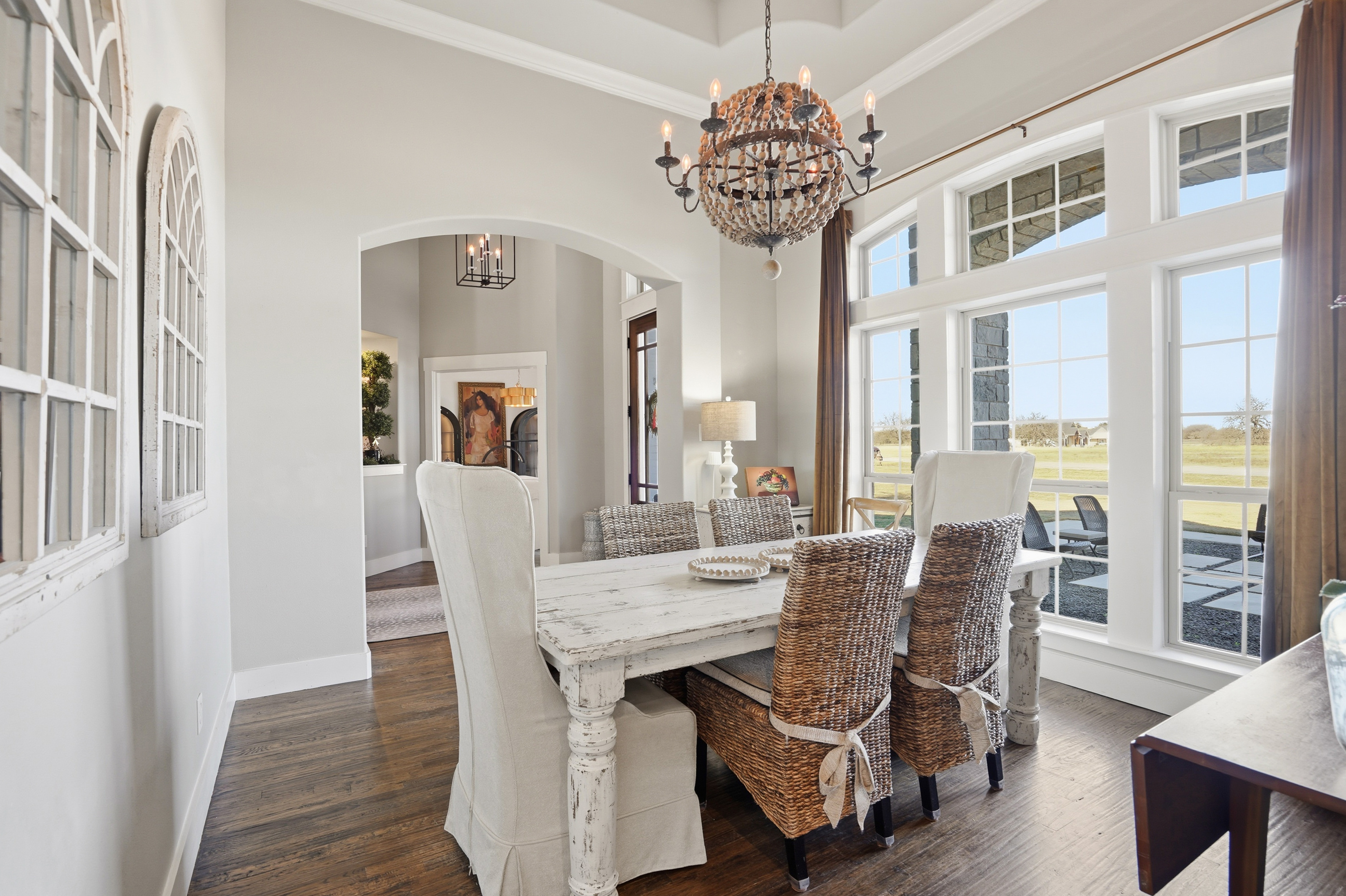  a private gated retreat where  luxury meets texas tranquility - 物件實景