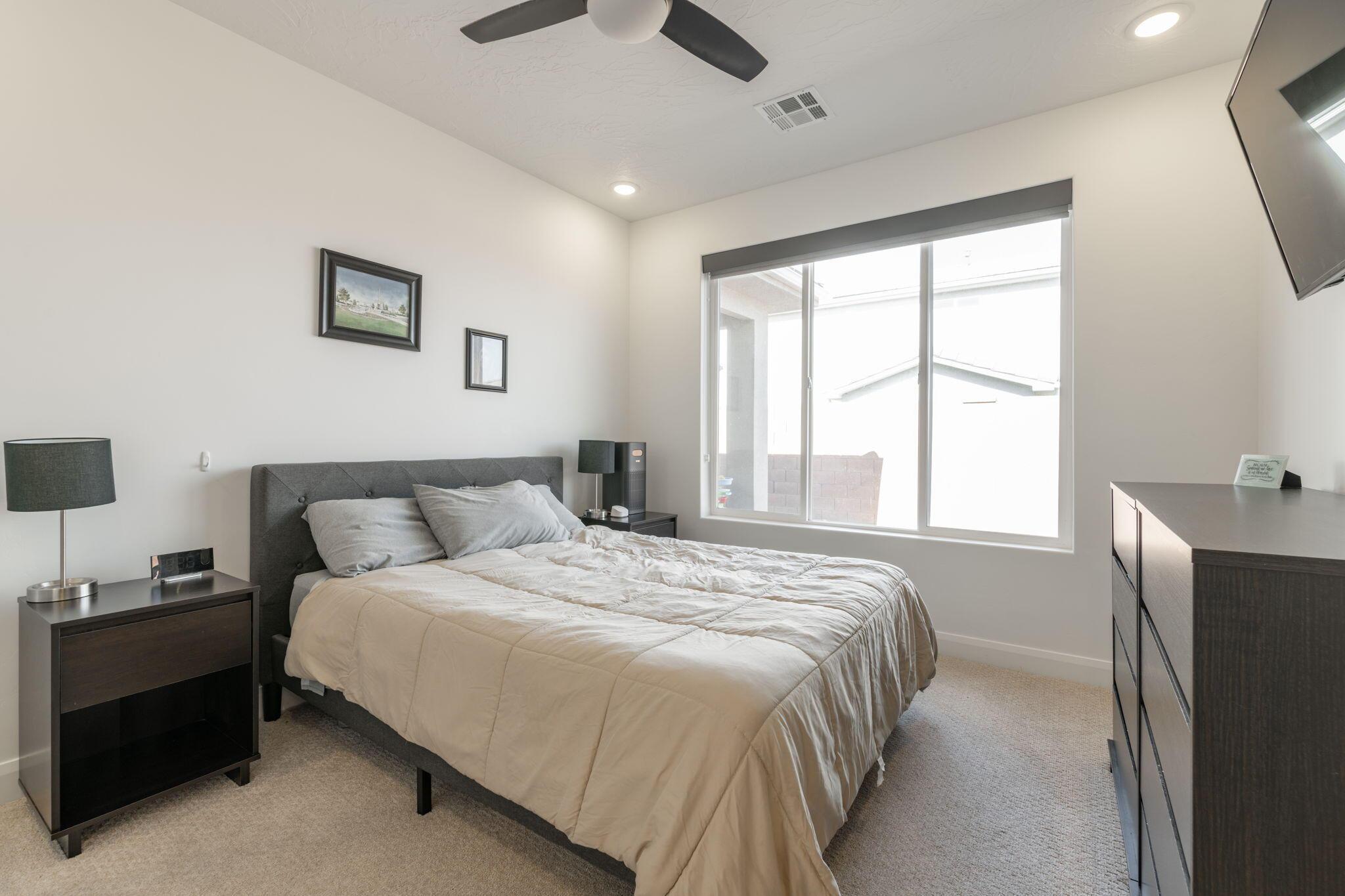Washington, Utah, 84780, United States, 3 Bedrooms Bedrooms, ,2 BathroomsBathrooms,Residential,For Sale,1892539