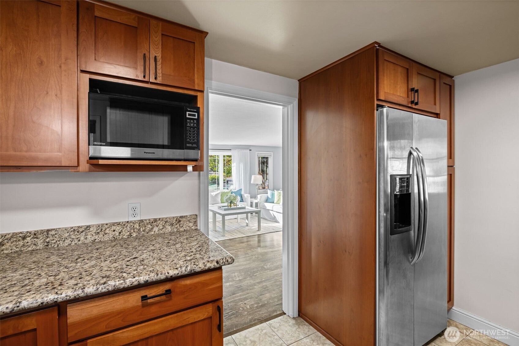 Shoreline, Washington, 98155, United States, 3 Bedrooms Bedrooms, ,1 BathroomBathrooms,Residential,For Sale,1984403