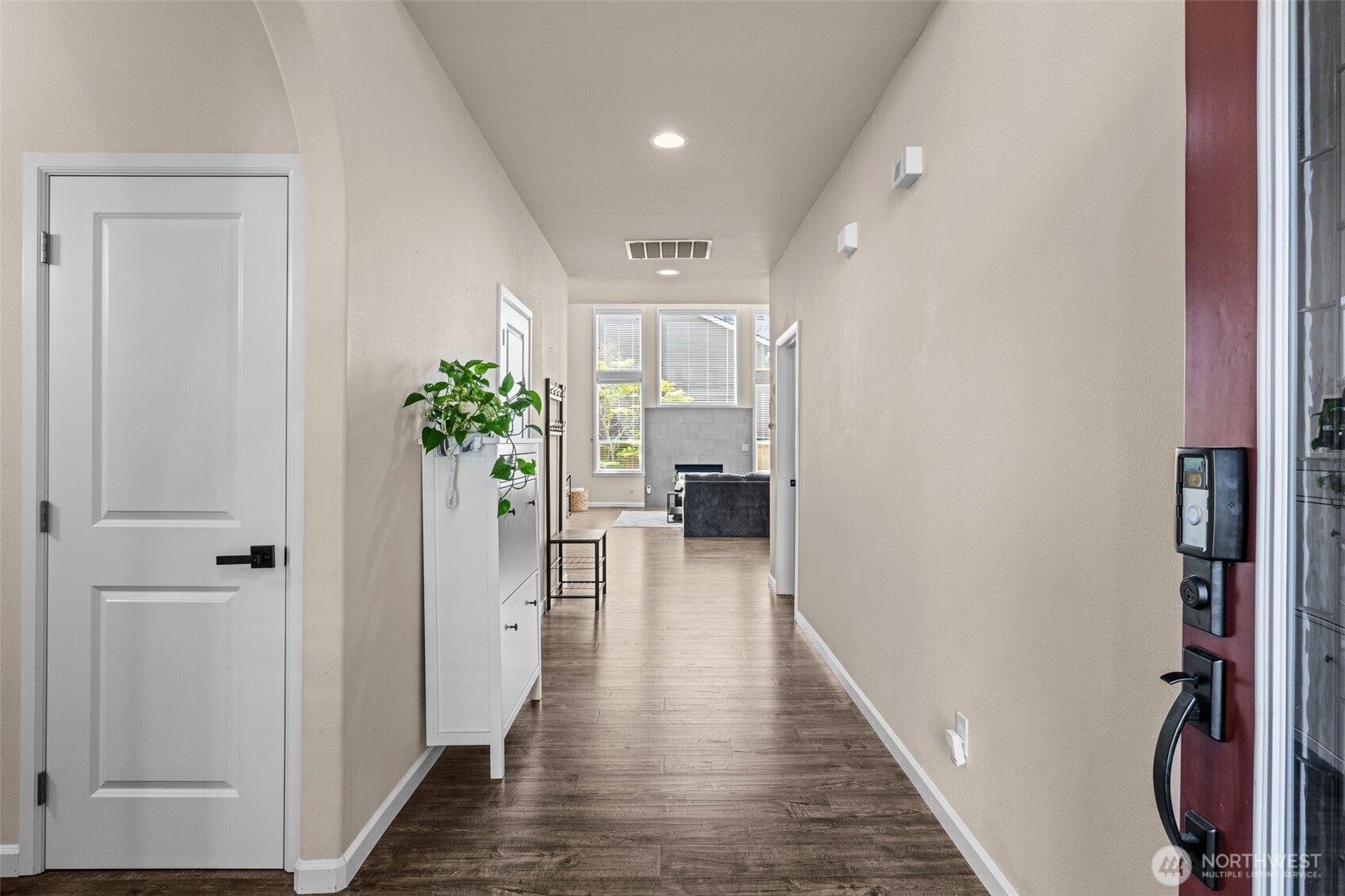 Tacoma, Washington, 98422, United States, 3 Bedrooms Bedrooms, ,3 BathroomsBathrooms,Residential,For Sale,1924531