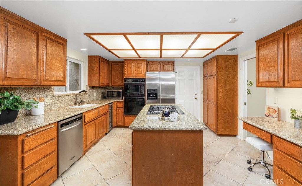 Monrovia, California, 91016, United States, 4 Bedrooms Bedrooms, ,3 BathroomsBathrooms,Residential,For Sale,1994372