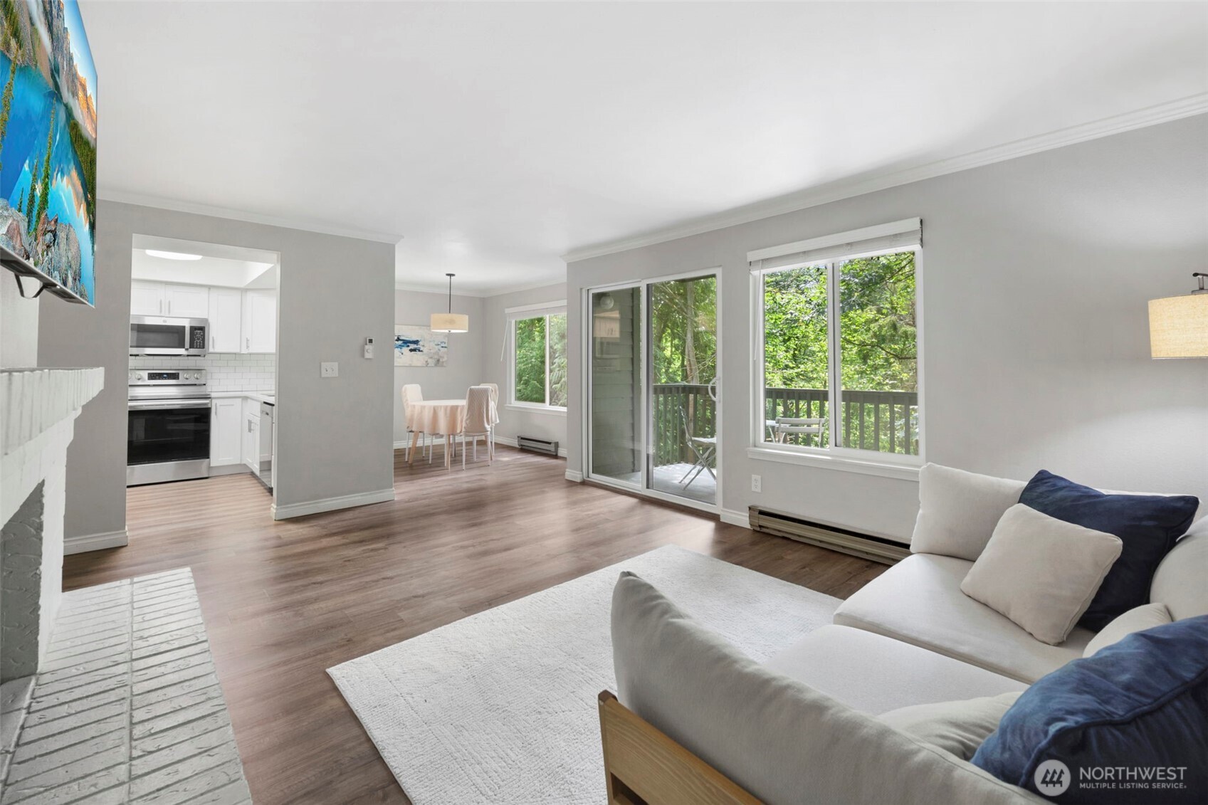 Kirkland, Washington, 98034, United States, 2 Bedrooms Bedrooms, ,1 BathroomBathrooms,Residential,For Sale,1906661