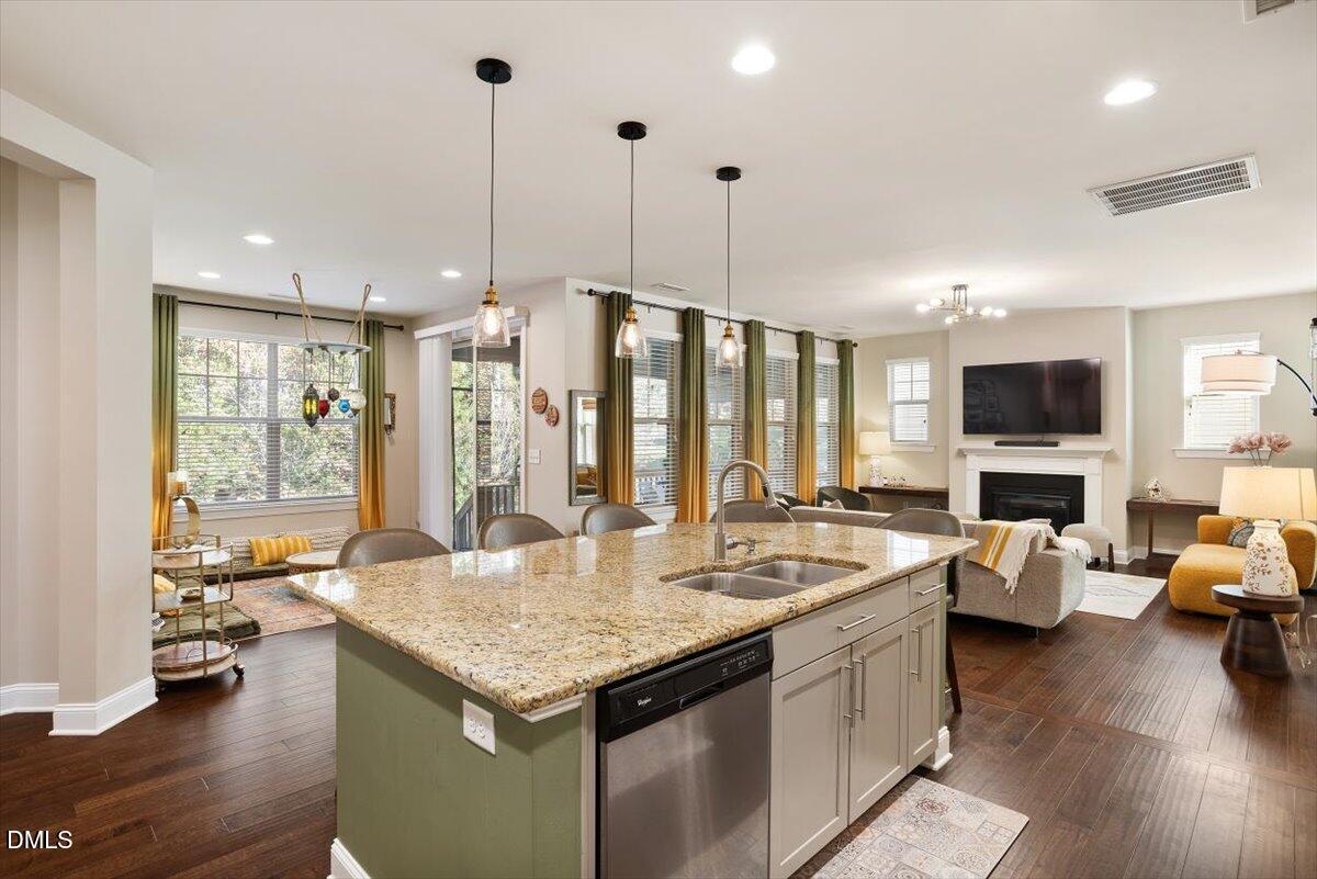 Cary, North Carolina, 27519, United States, 6 Bedrooms Bedrooms, ,4 BathroomsBathrooms,Residential,For Sale,1988083