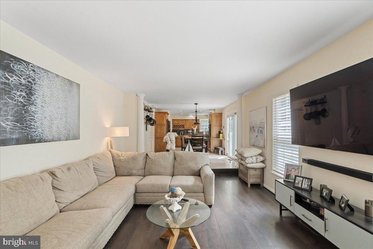 WILLIAMSTOWN, New Jersey, 08094, United States, 4 Bedrooms Bedrooms, ,3 BathroomsBathrooms,Residential,For Sale,1914330