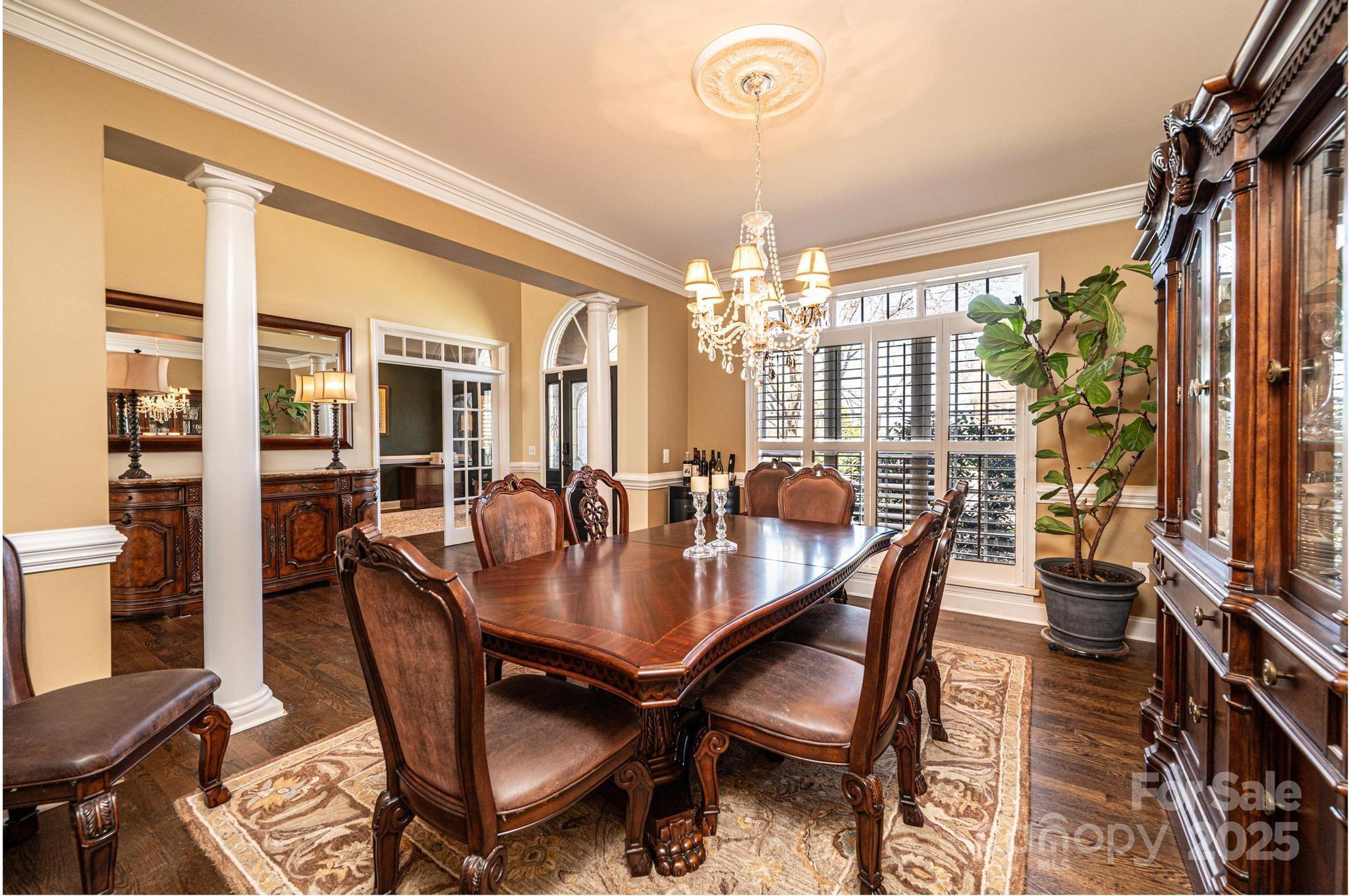 Hickory, North Carolina, 28601, United States, 5 Bedrooms Bedrooms, ,5 BathroomsBathrooms,Residential,For Sale,1758743