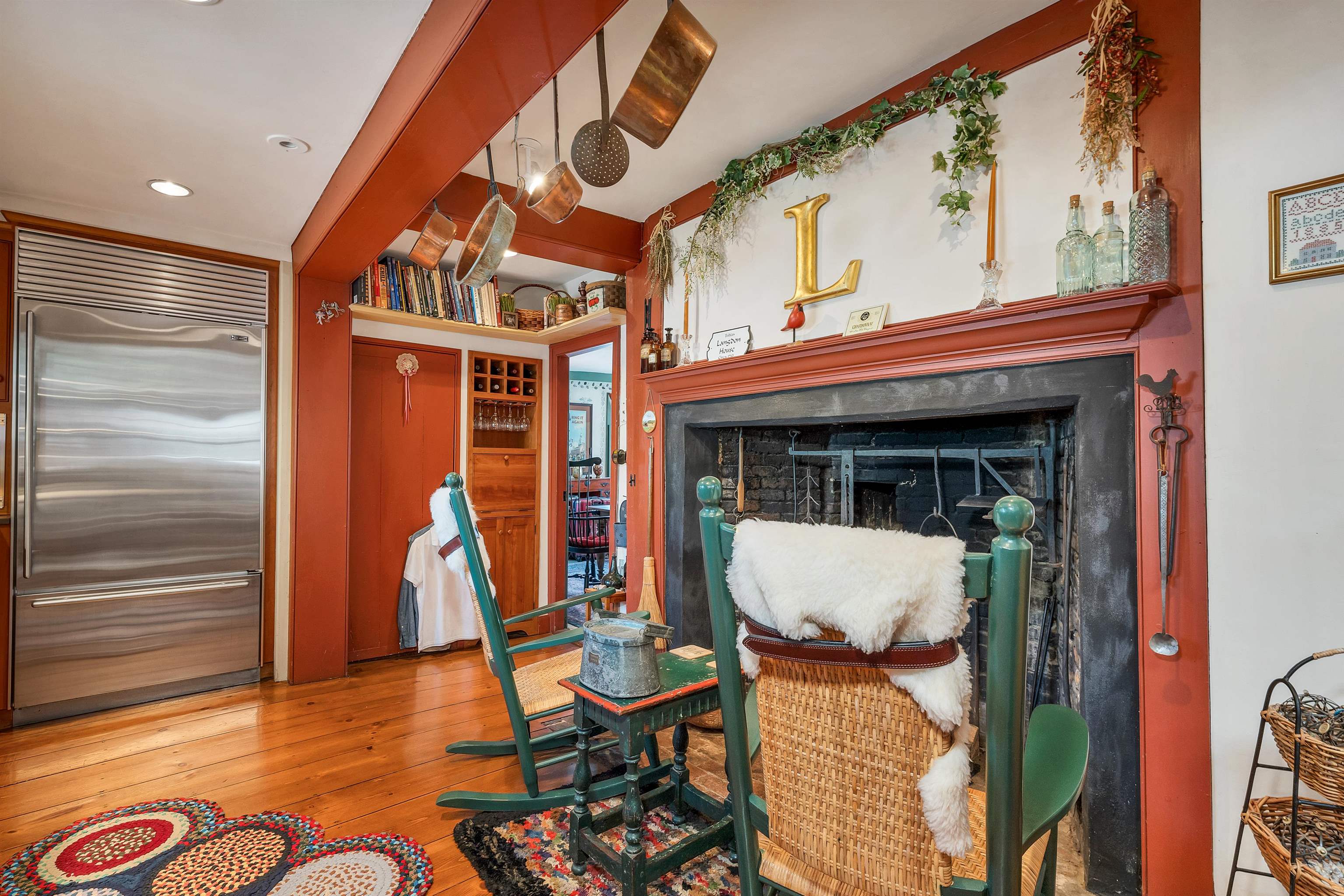 Portsmouth, New Hampshire, 03801, United States, 3 Bedrooms Bedrooms, ,1 BathroomBathrooms,Residential,For Sale,1919932
