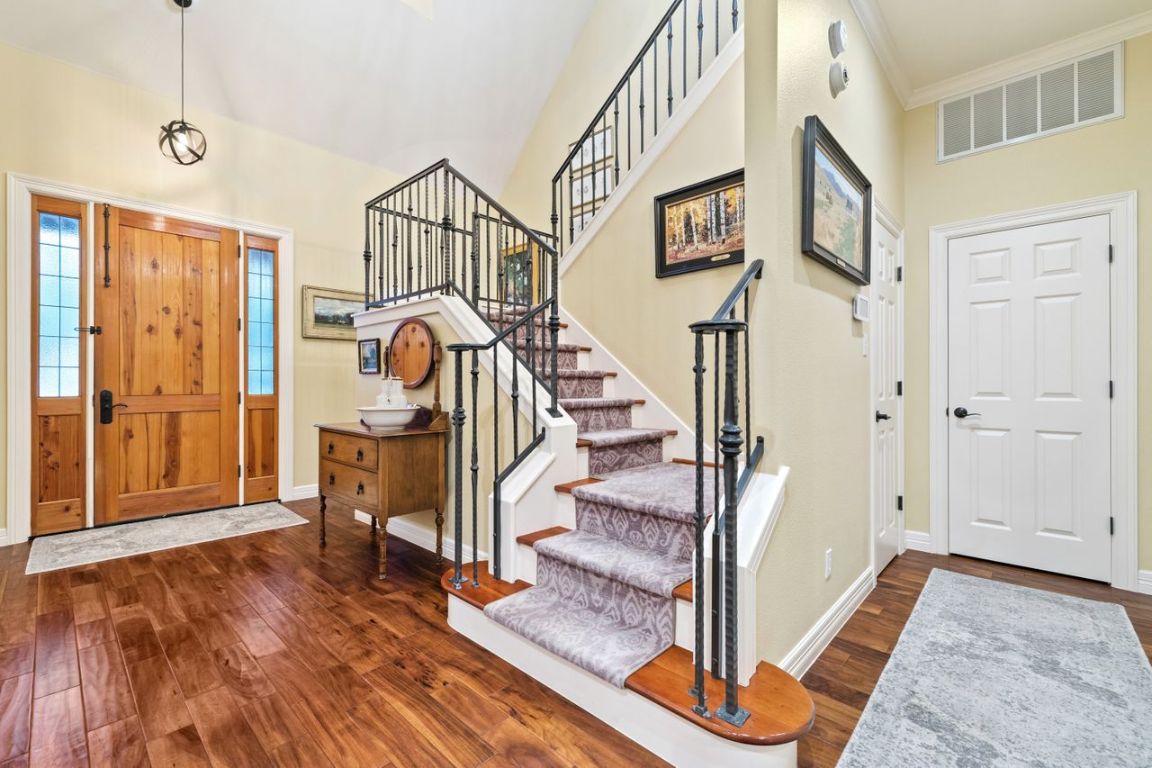 Austin, Texas, 78746, United States, 5 Bedrooms Bedrooms, ,5 BathroomsBathrooms,Residential,For Sale,1847430
