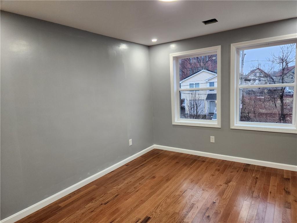 Providence, Rhode Island, 02907, United States, 5 Bedrooms Bedrooms, ,2 BathroomsBathrooms,Residential,For Sale,1872078