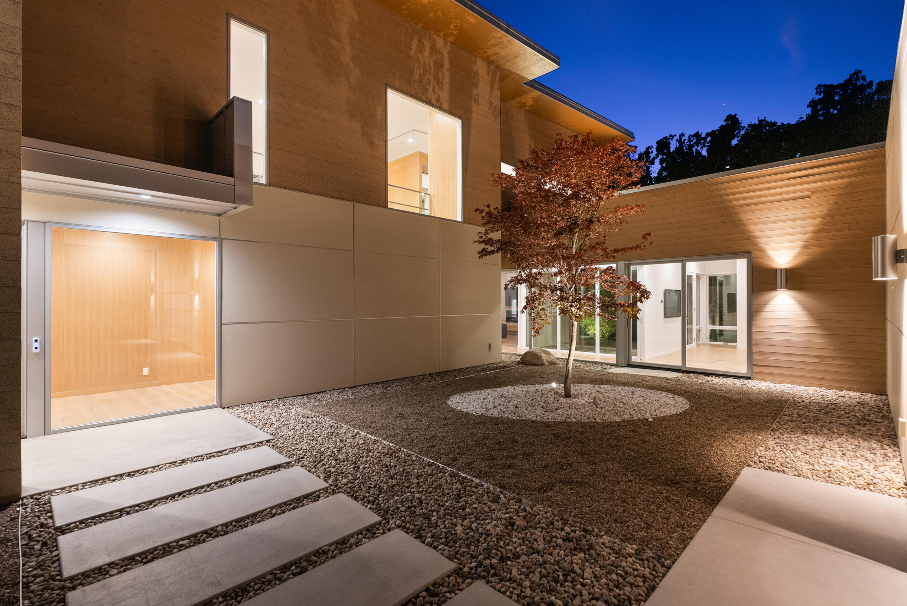 Holland, Michigan, 49424, United States, 3 Bedrooms Bedrooms, ,4 BathroomsBathrooms,Residential,For Sale,1948148