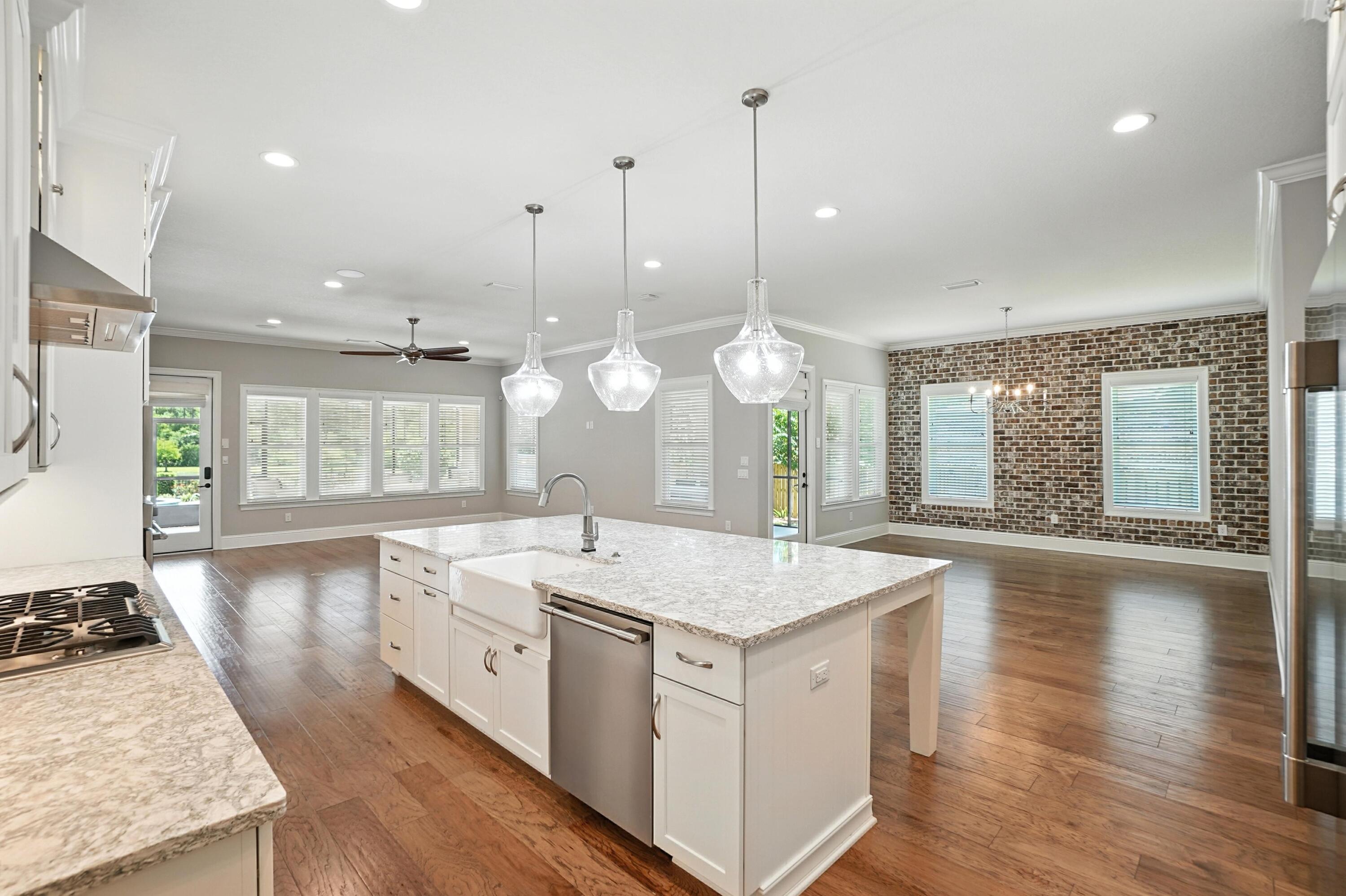Freeport, Florida, 32439, United States, 4 Bedrooms Bedrooms, ,3 BathroomsBathrooms,Residential,For Sale,1903700