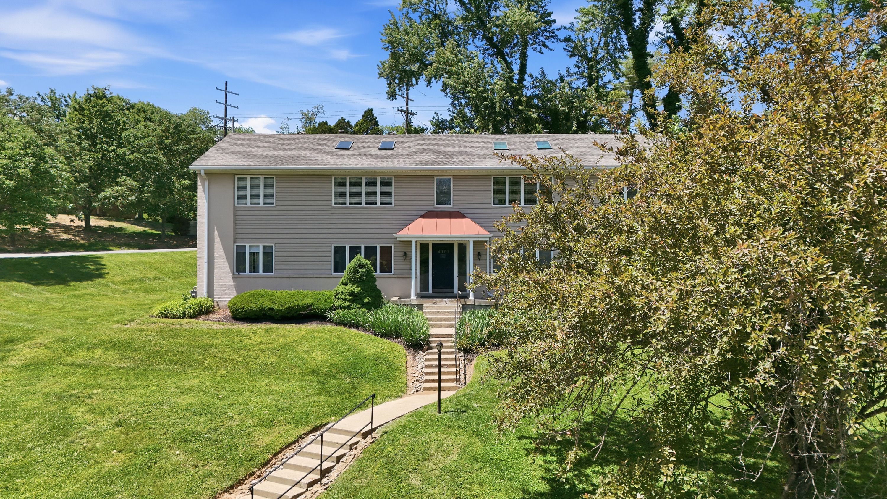  4101 Stoneview Drive, Louisville, KY 40207 - 物件實景