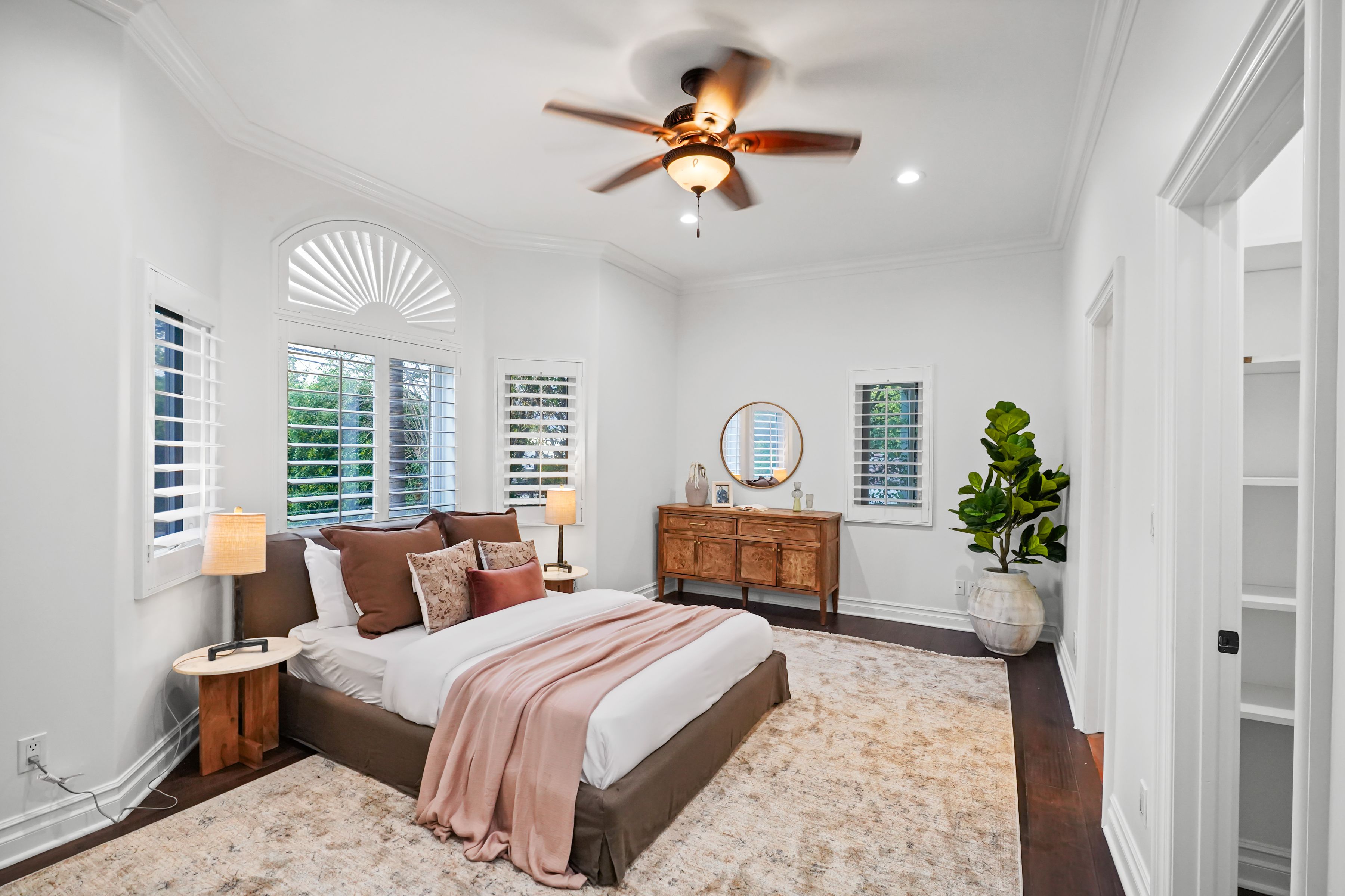  13164 Magnolia Boulevard - 物件實景