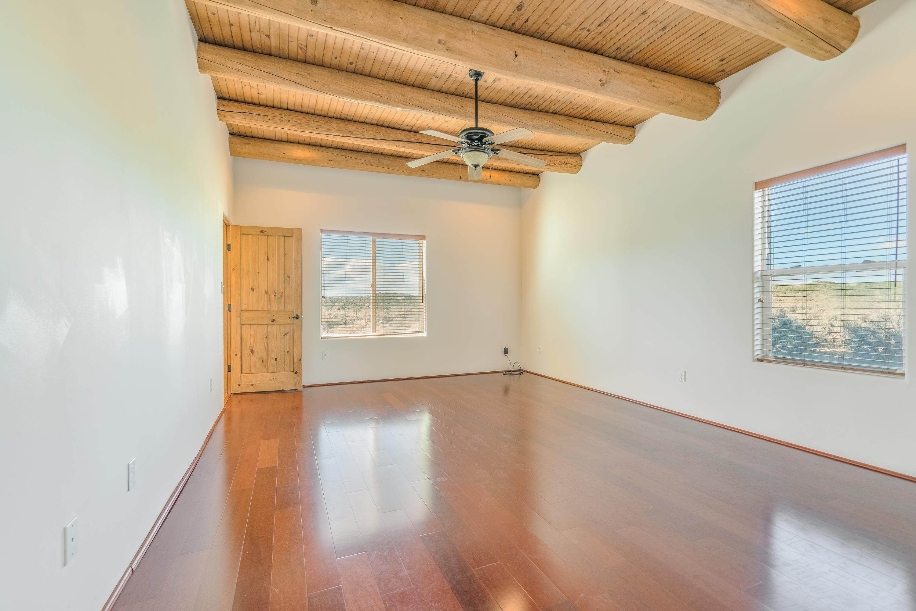 Arroyo Hondo, New Mexico, 87513, United States, 2 Bedrooms Bedrooms, ,2 BathroomsBathrooms,Residential,For Sale,1995561