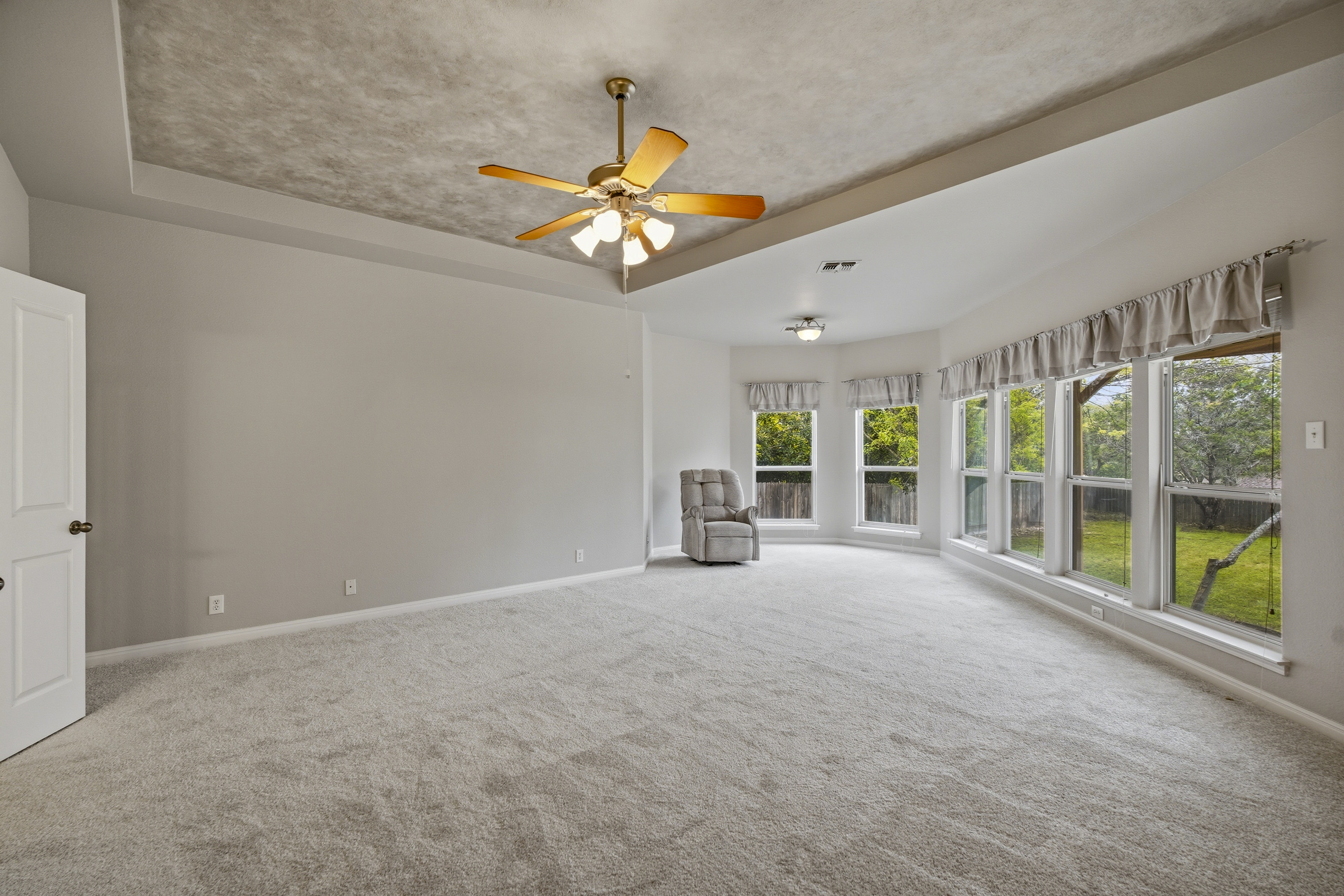  Spacious Helotes Retreat on .41 Acre - 物件實景