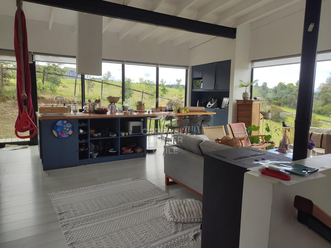 Frutillar, Chile, 3 Bedrooms Bedrooms, ,2 BathroomsBathrooms,Residential,For Sale,1947615